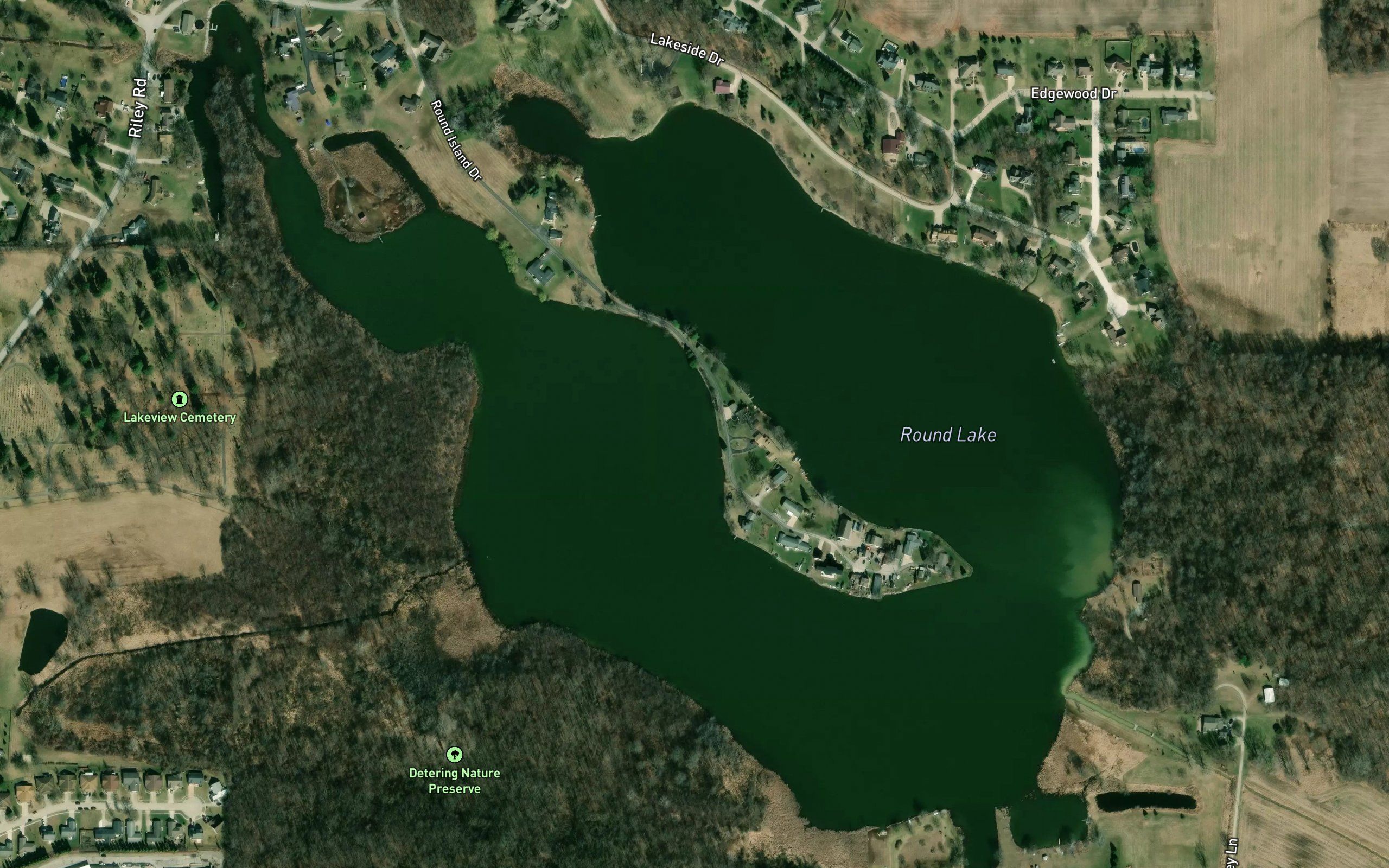 Round Lake
