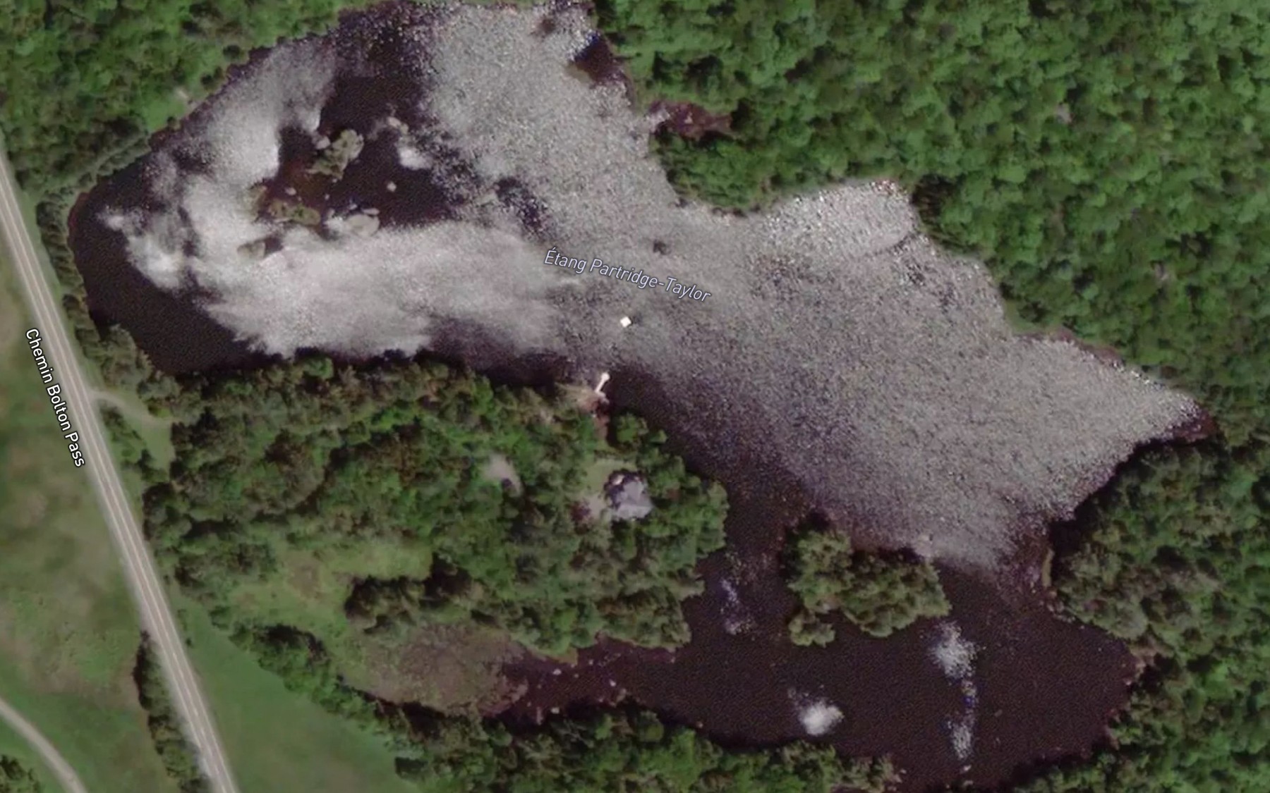 Satellite map of the Etang Partridge-Taylor