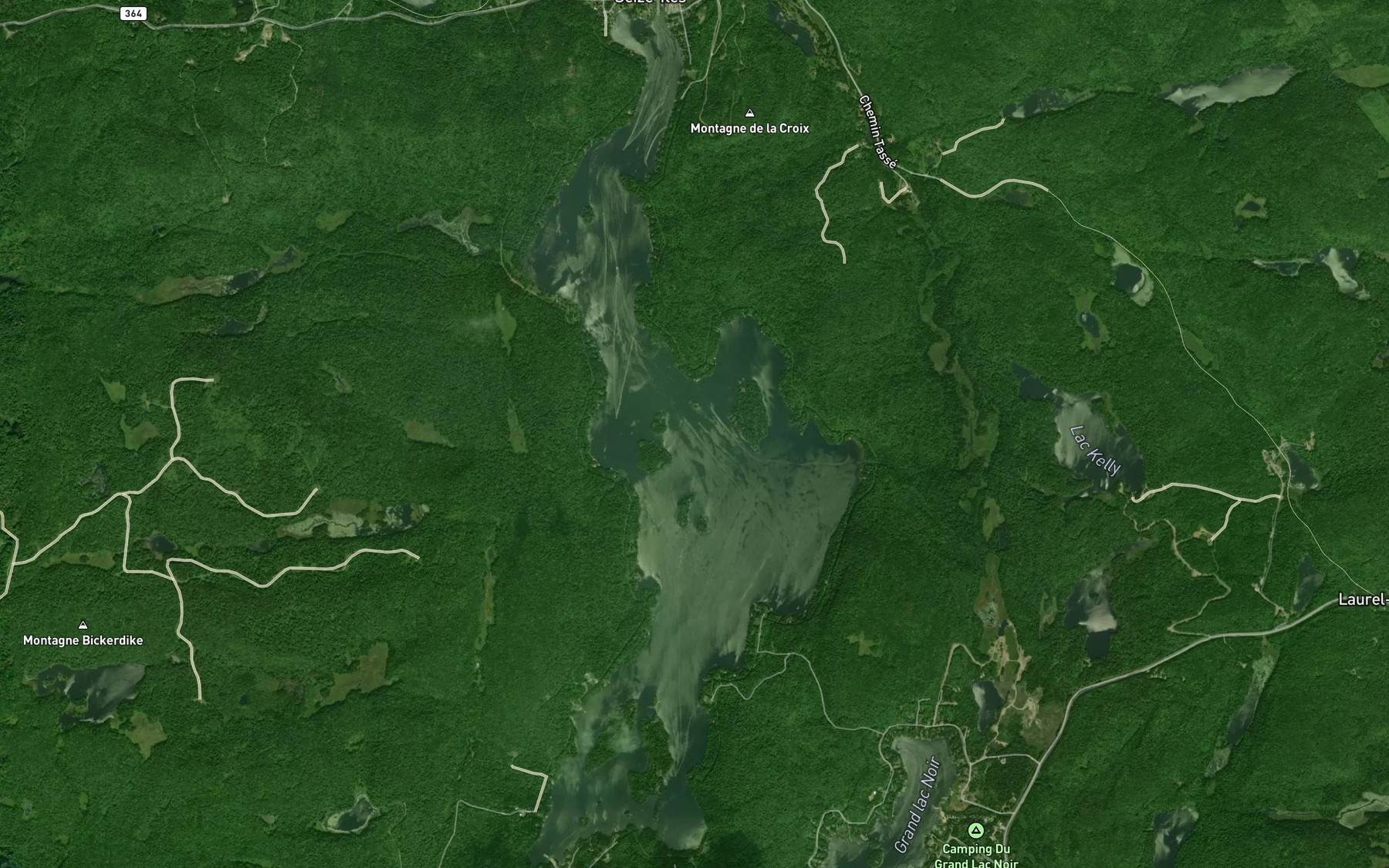 Satellite map of the Lac des Seize Iles