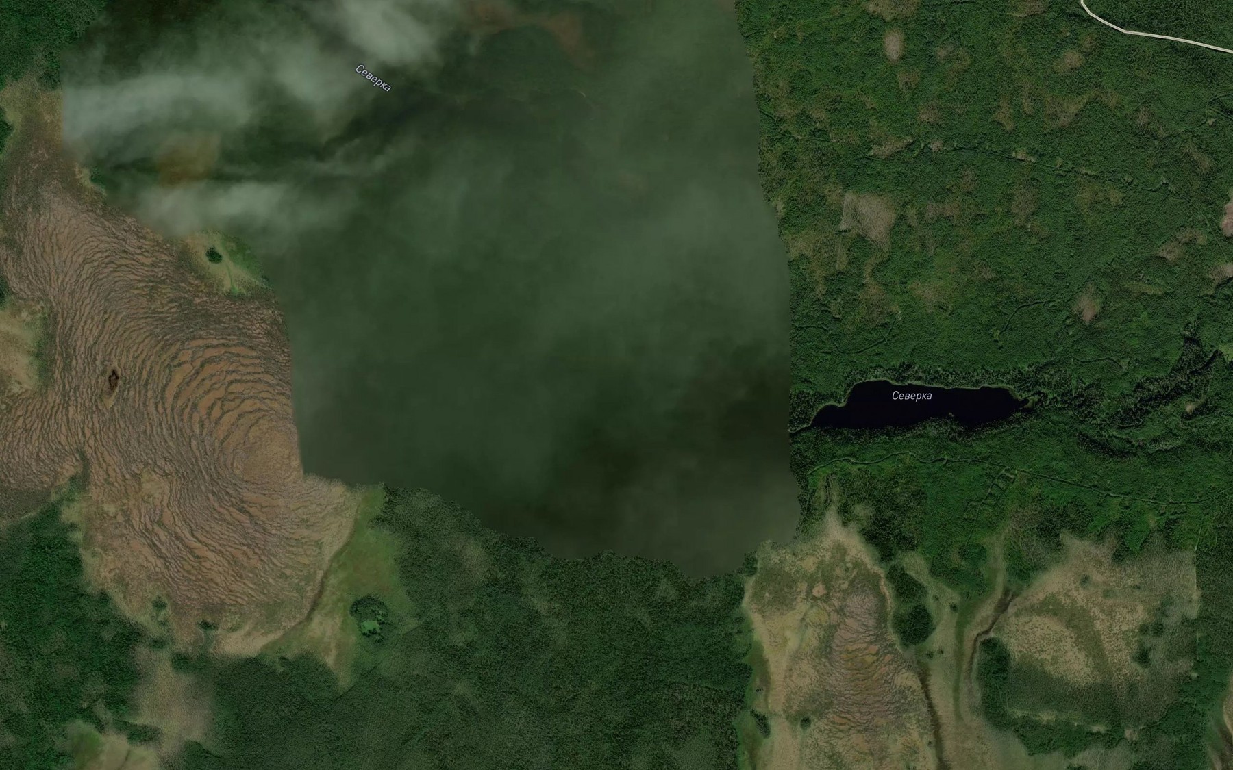 Satellite map of the Ozero Pavlinovo