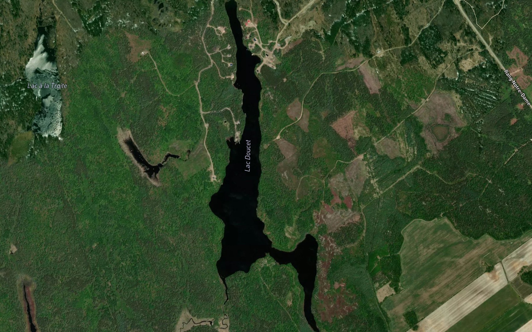 Satellite map of the Lac Doucet