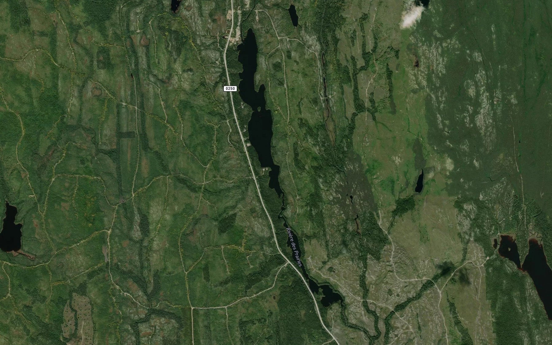 Satellite map of the Lac des Trois Elans
