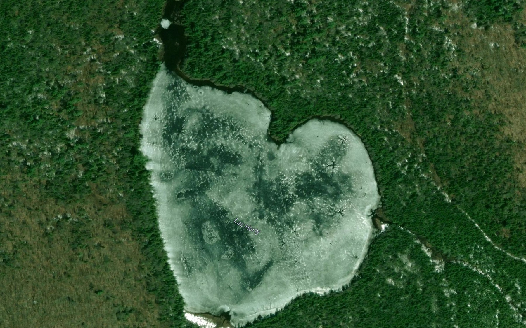 Satellite map of the Lac Herly