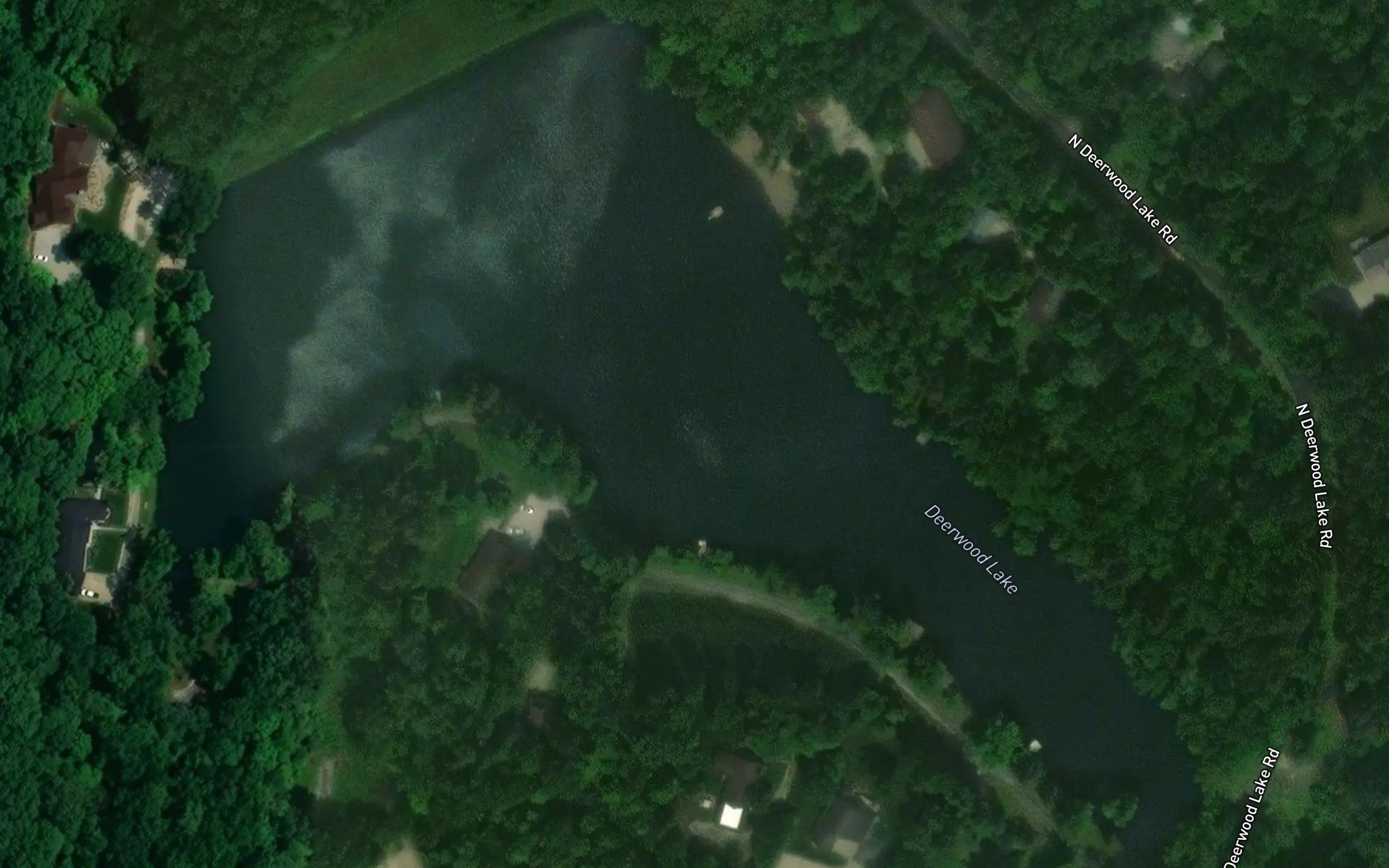 Deerwood Lake