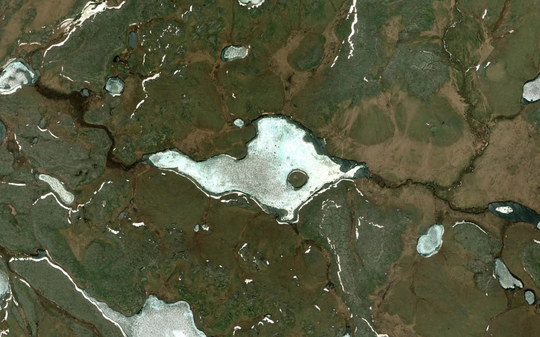 Satellite map of the Kikitaliorak Lake
