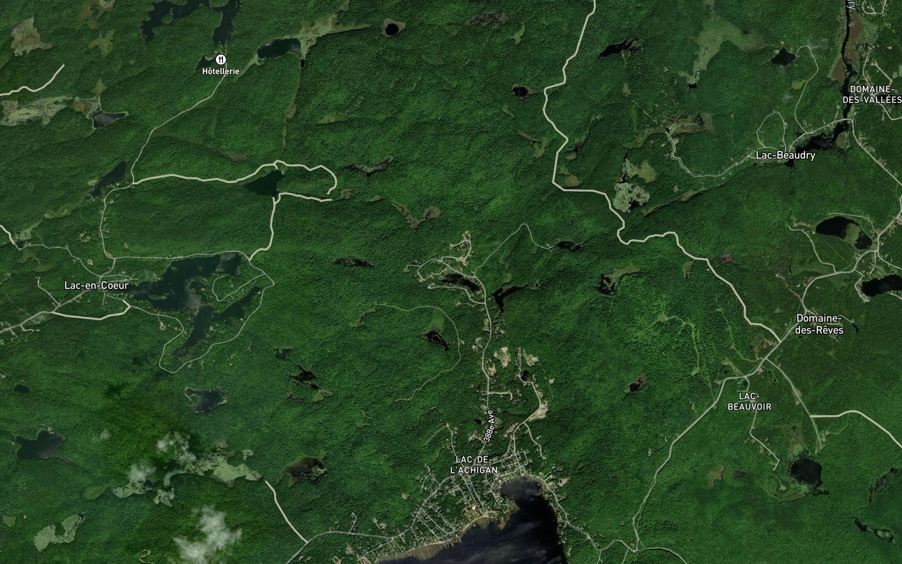Satellite map of the Lac des Chutes
