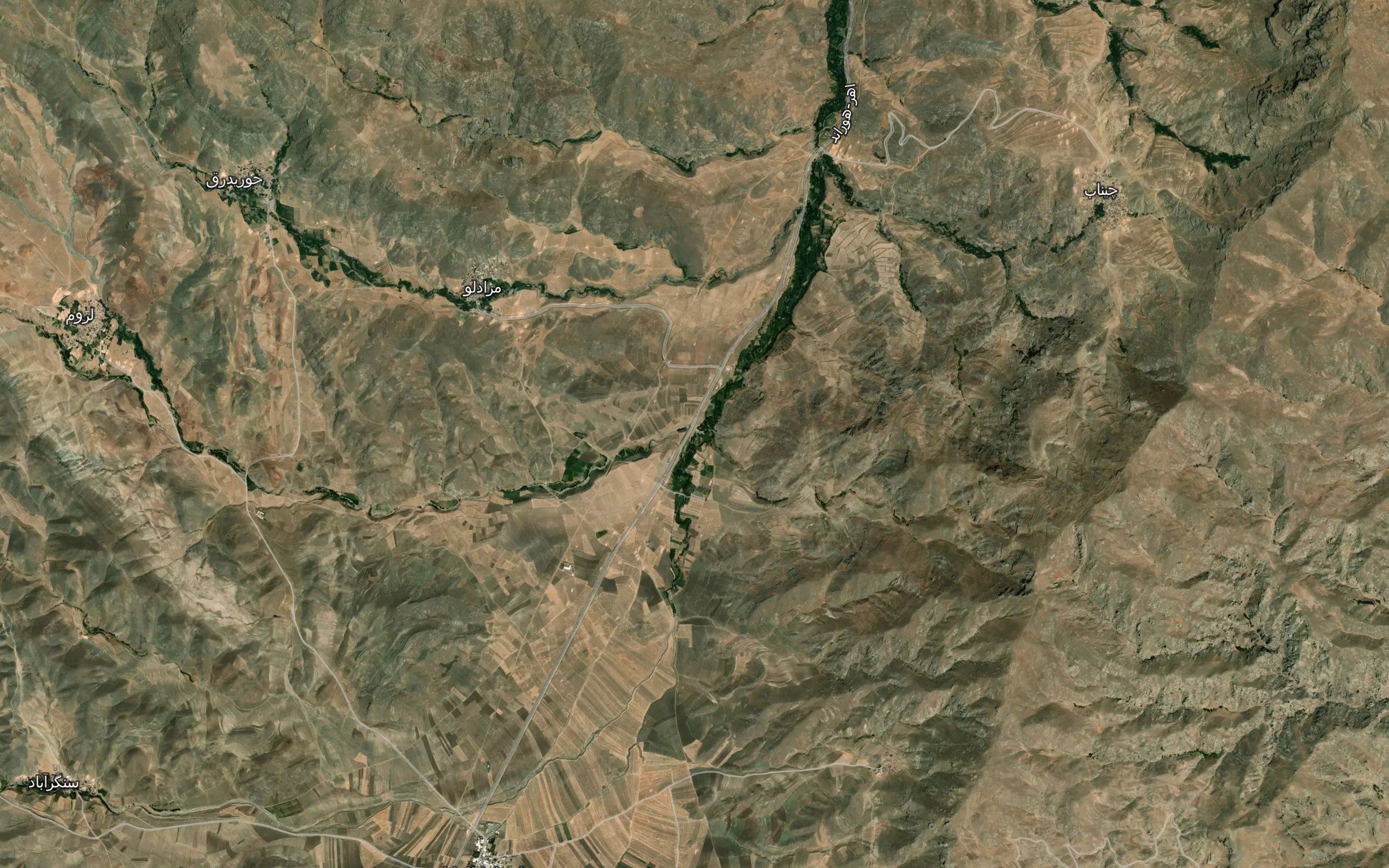 Rudkhaneh-ye Chinow Chay