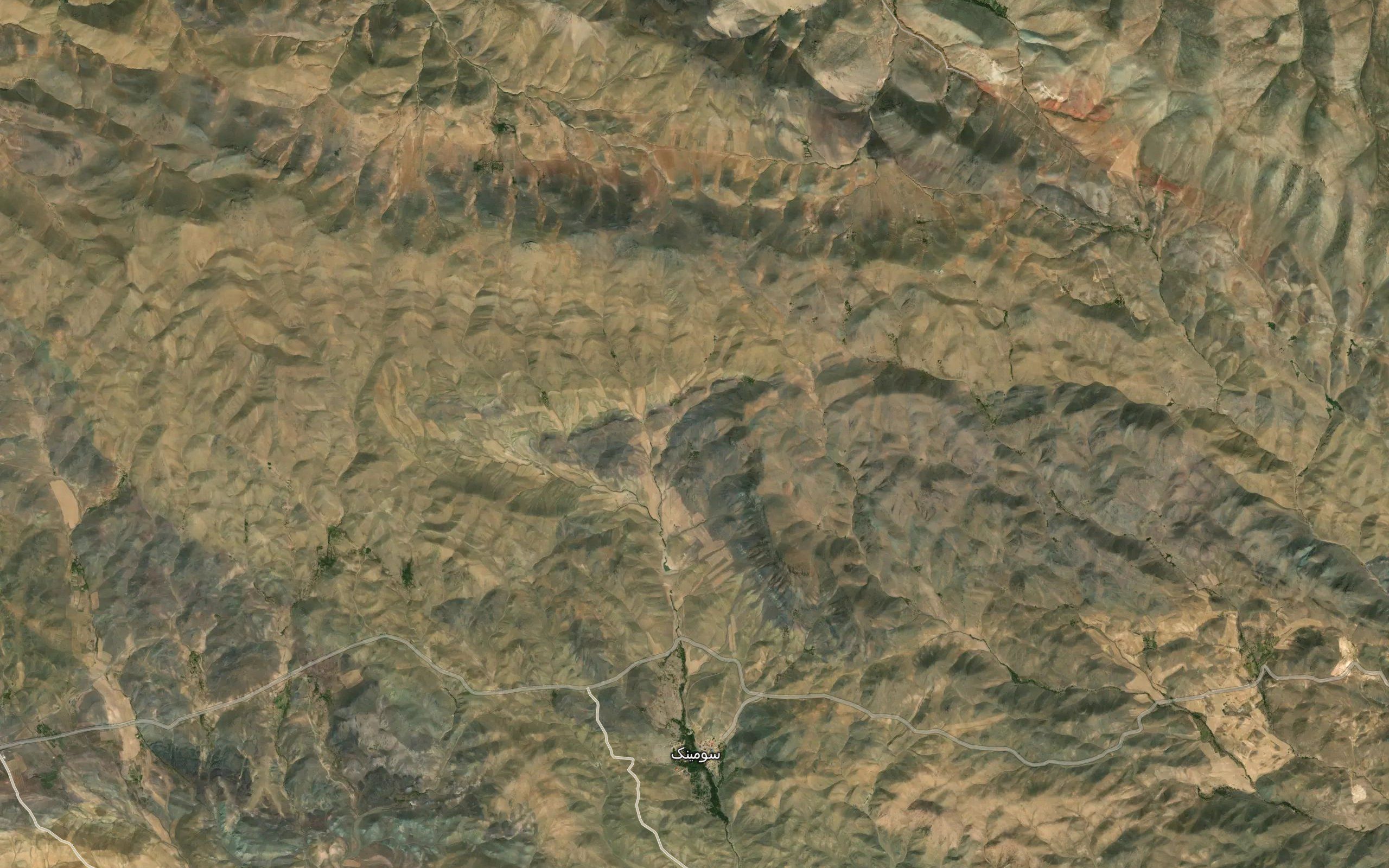 Cheshmeh-ye Gowvar Chin Qiyehsi
