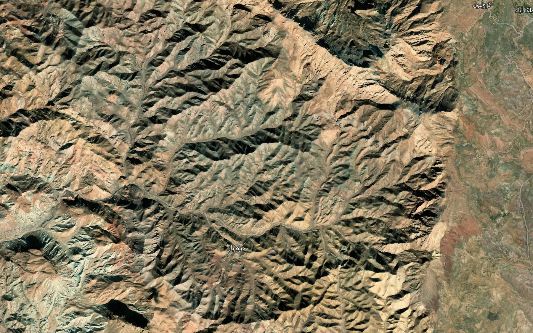 Satellite map of the Cheshmeh-ye Kalateh-ye Chandom