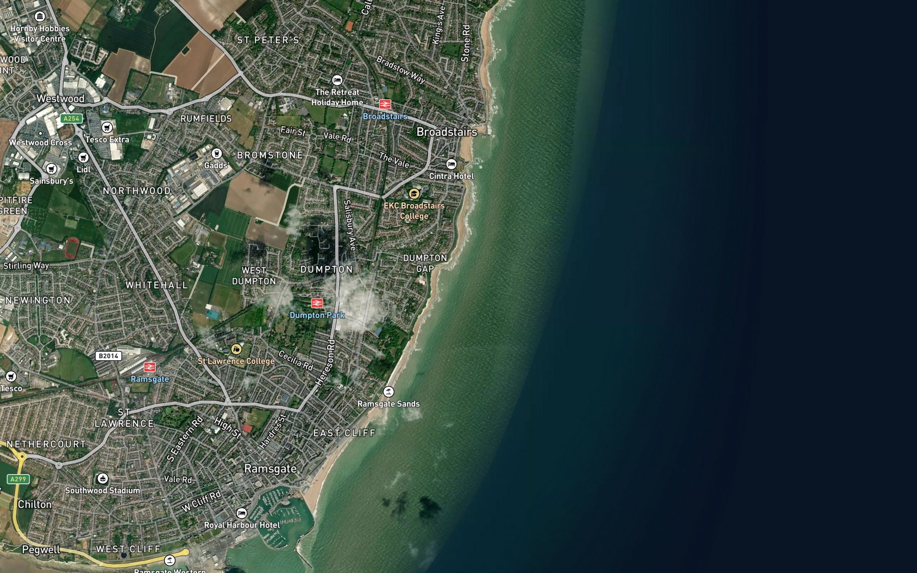 Satellite map of the Dumpton Bay