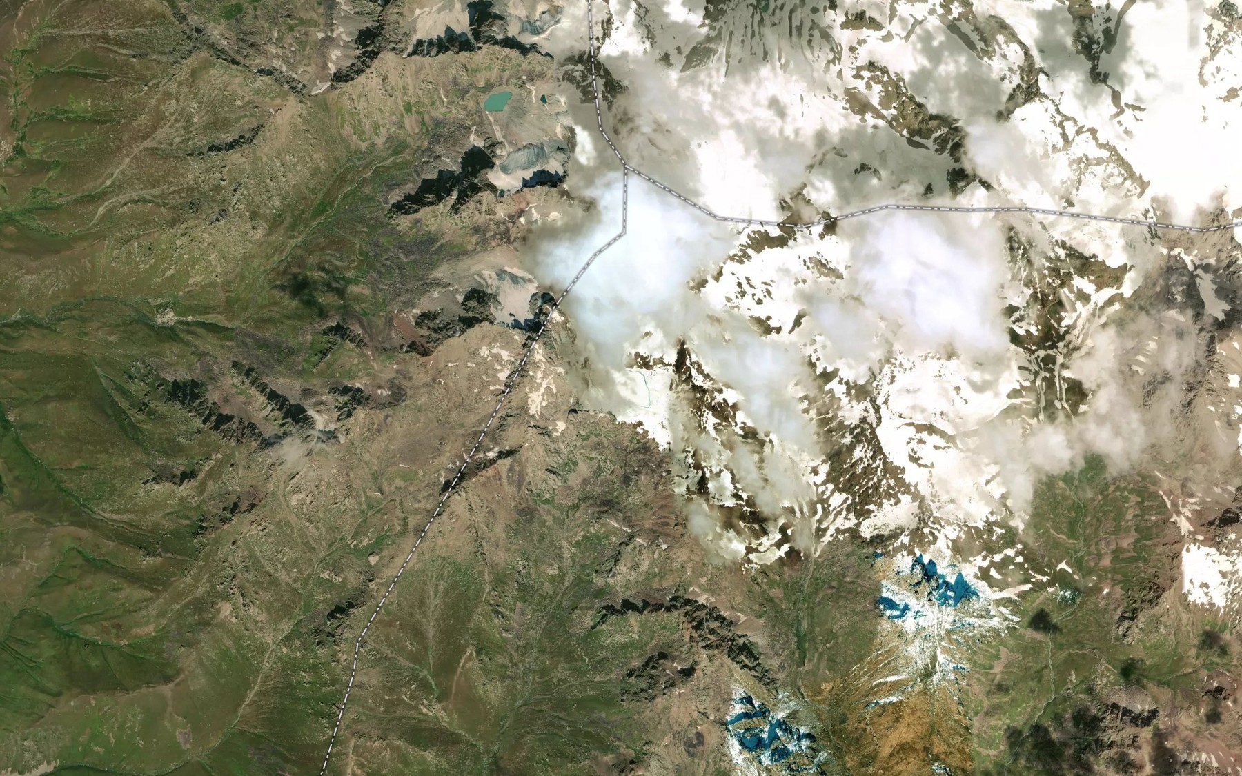 Satellite map of the Ozero Kichi-Korumdy