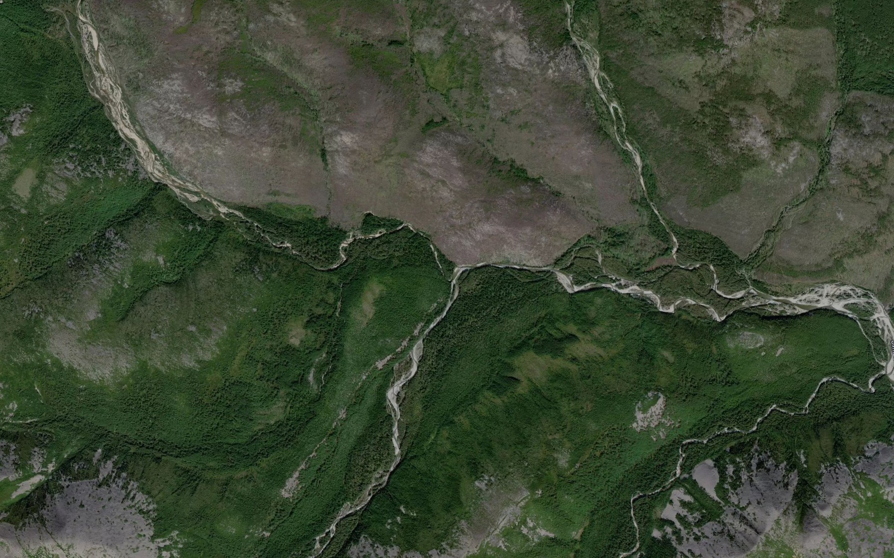 Satellite map of the Sredniy Eykan