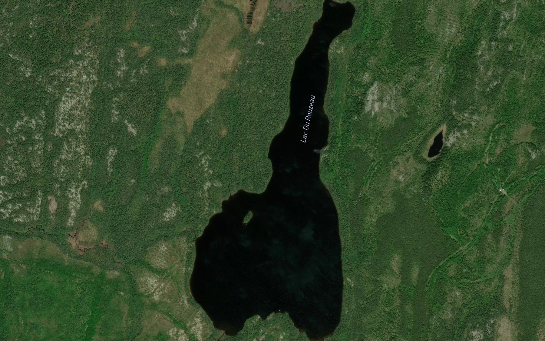 Satellite map of the Lac Du Rouzeau