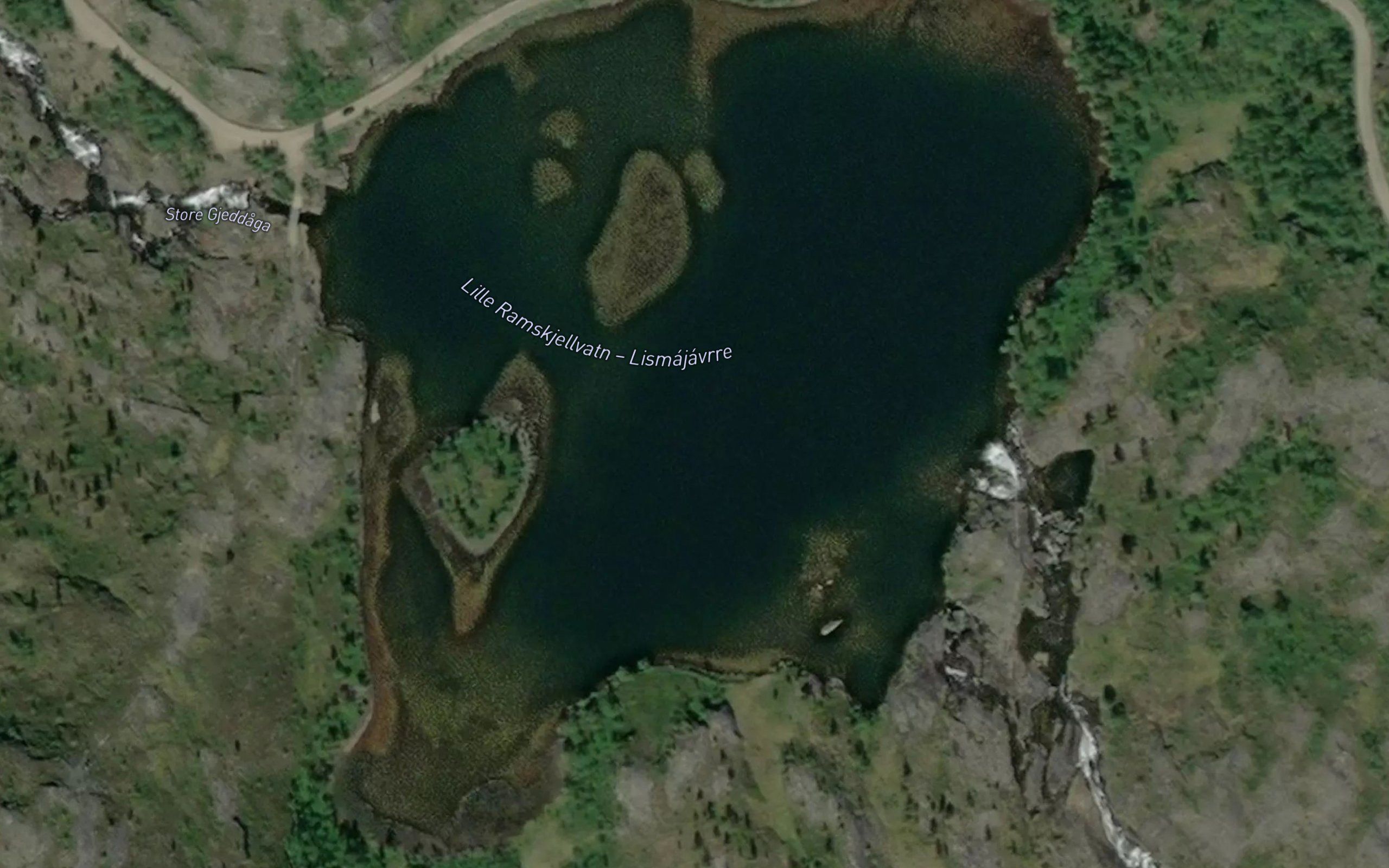 Lille Ramskjellvatn