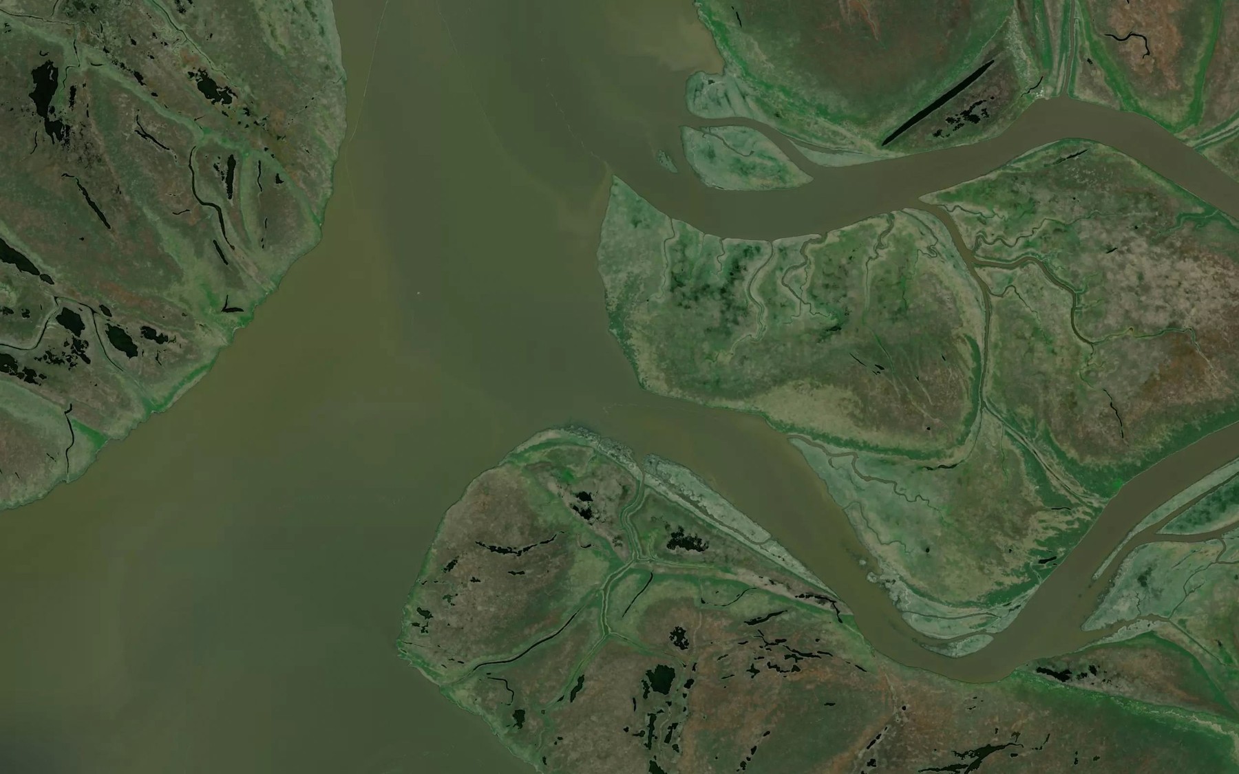 Satellite map of the Kwikpak Pass