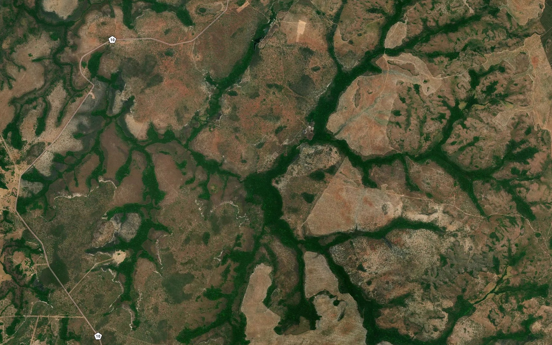 Satellite map of the Corrego Brejo dos Pocos