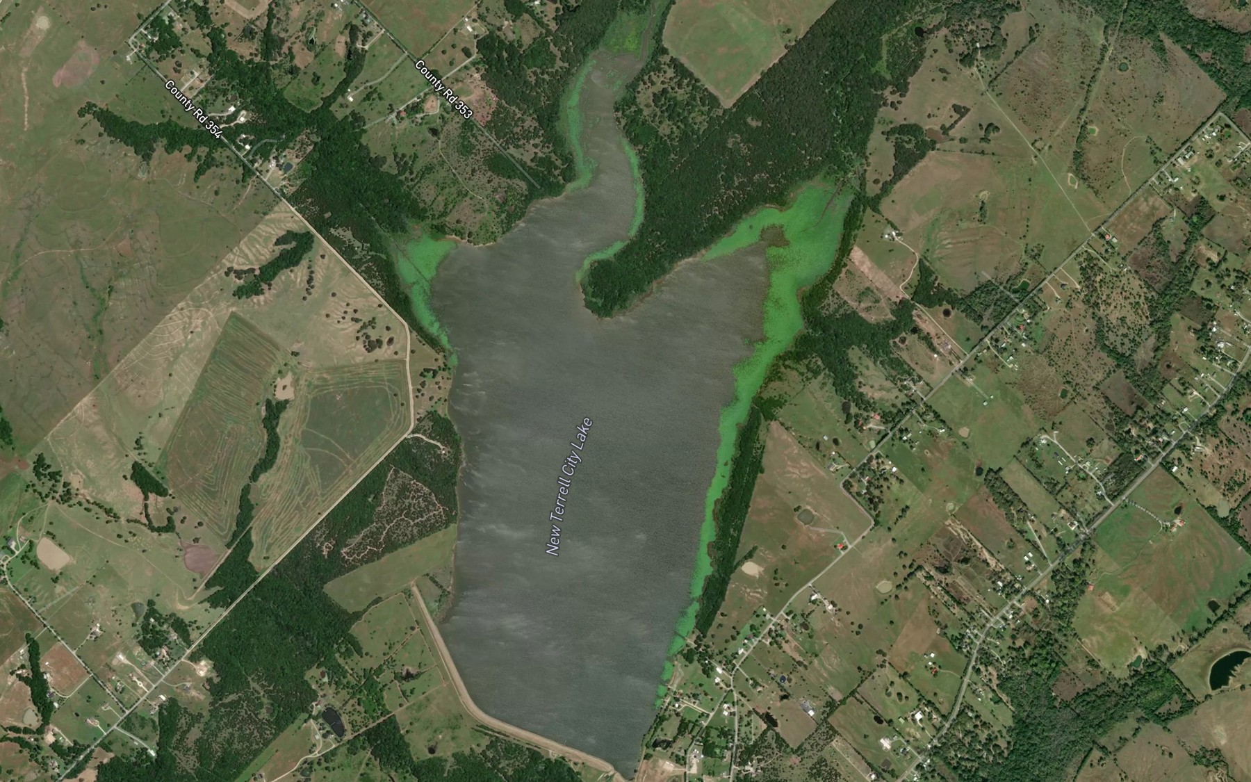 Satellite map of the New Terrell City Lake