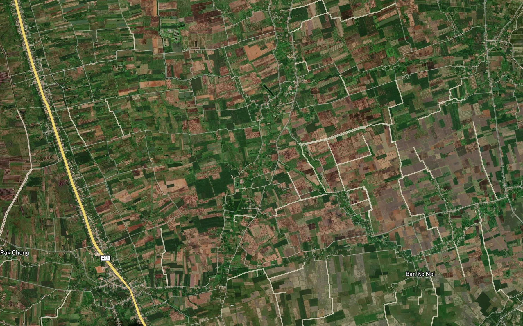 Satellite map of the Khlong Chamao