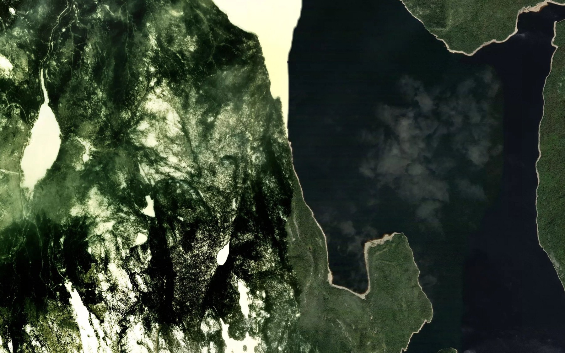 Satellite map of the Lac Sainte-Anne