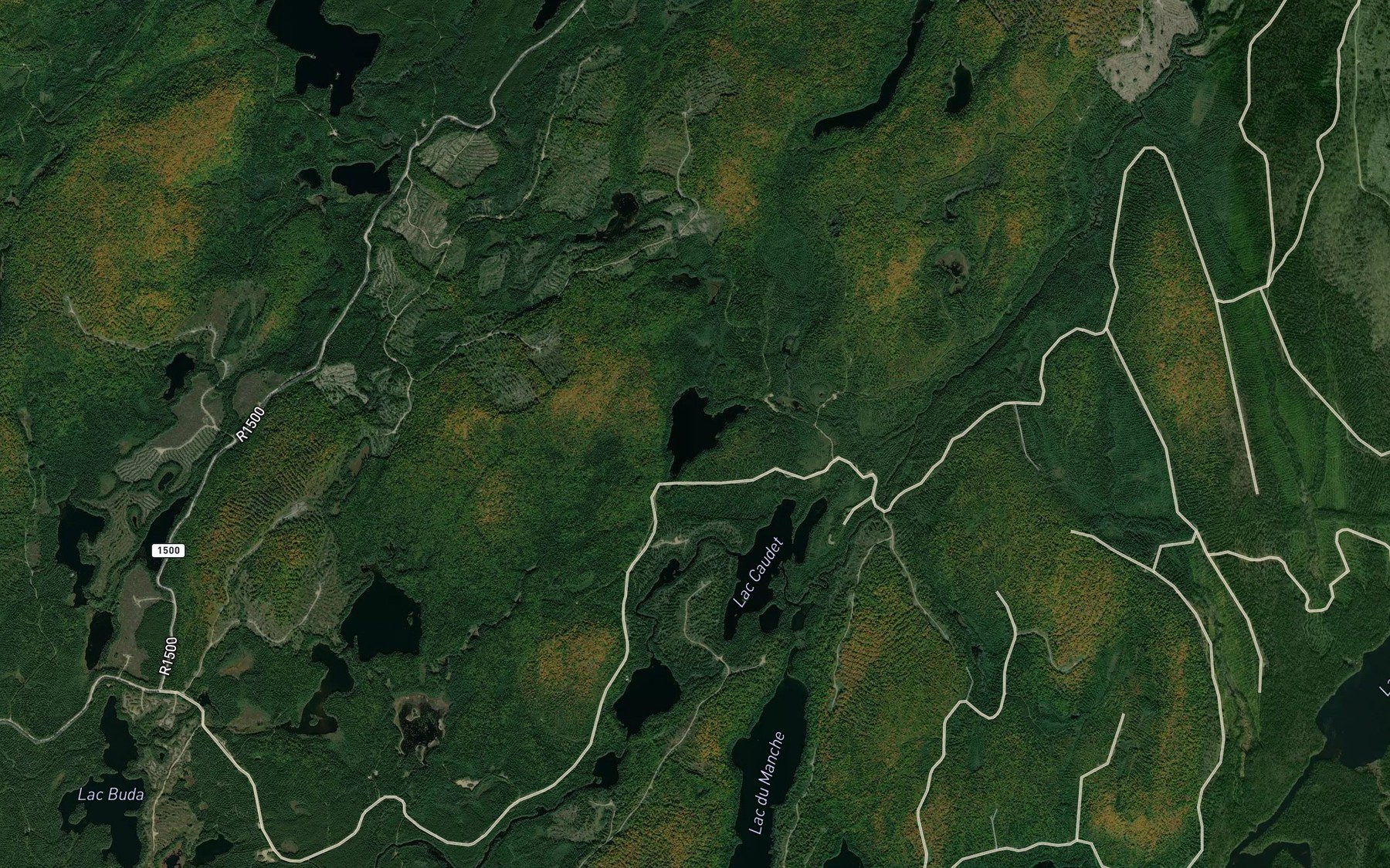 Satellite map of the Lac du Gobelet