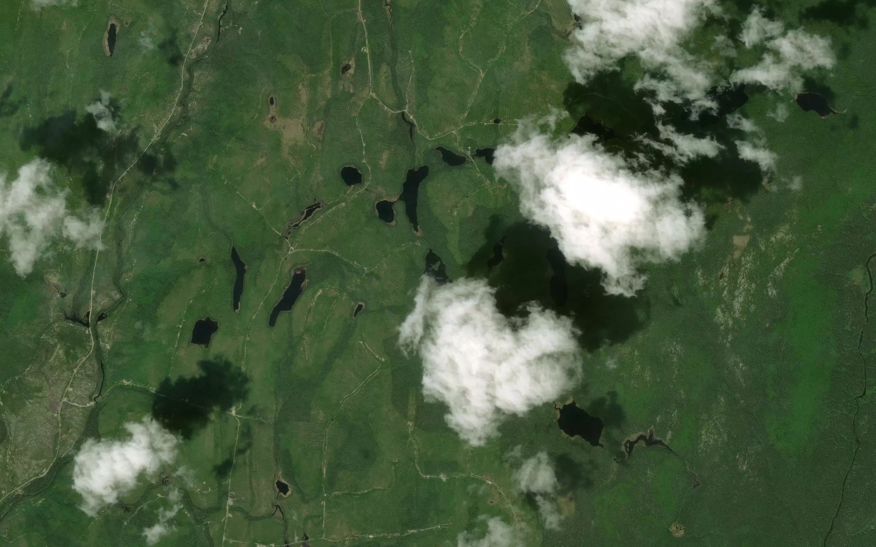 Satellite map of the Lac de la Cloche