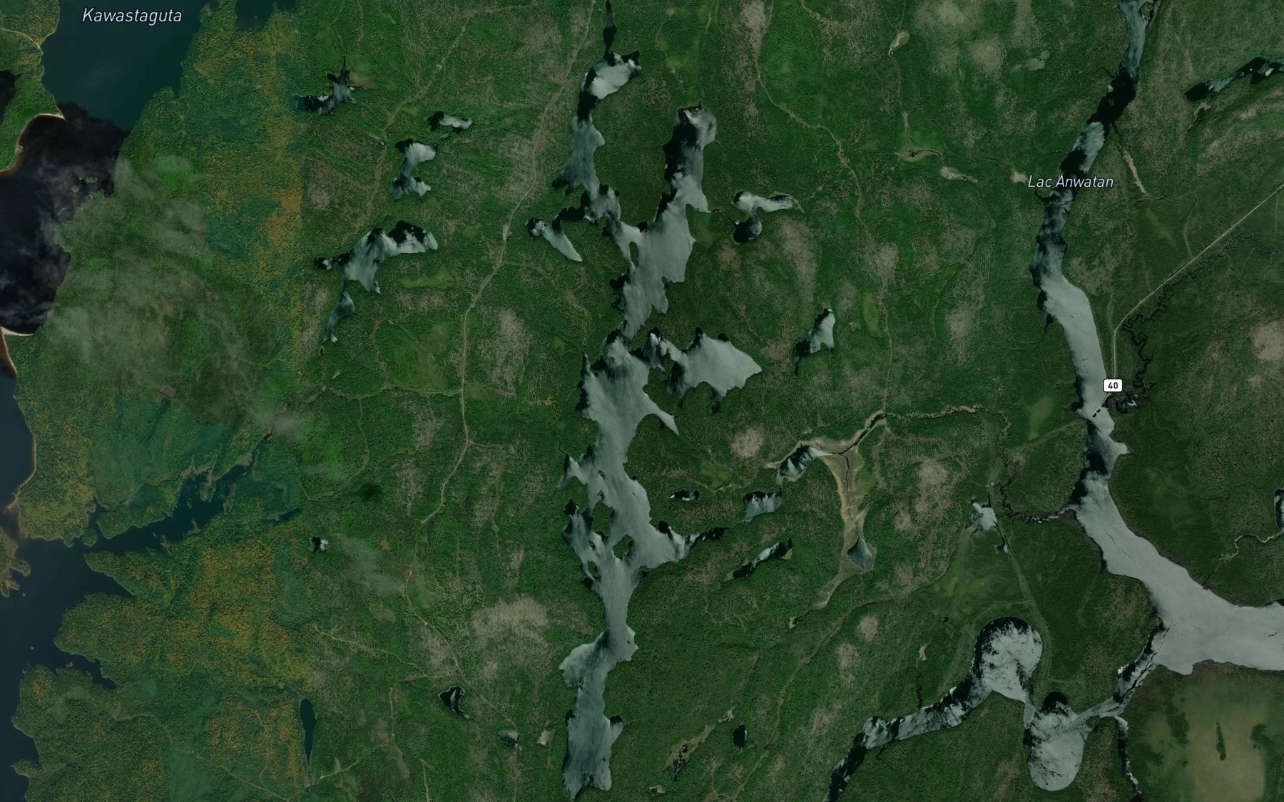 Satellite map of the Lac Beschefer
