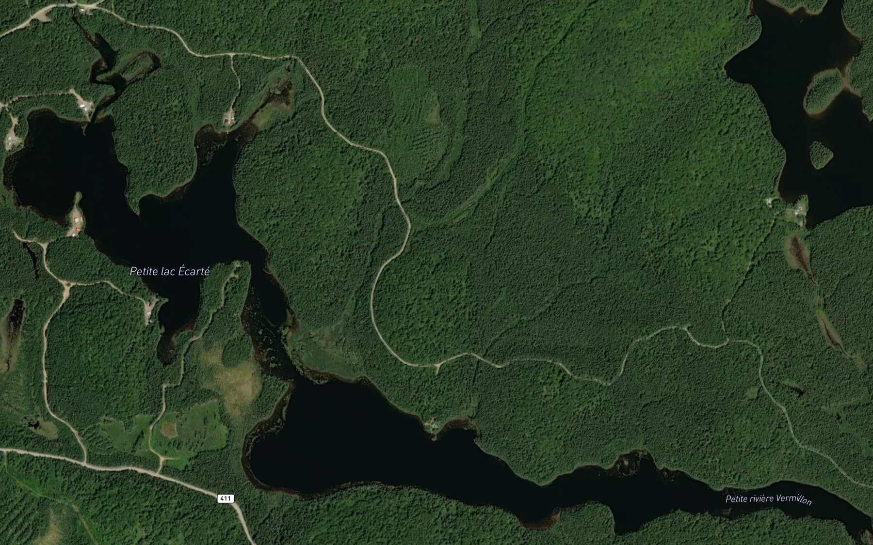 Satellite map of the Petit lac Ecarte