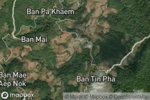 Nam Mae Top