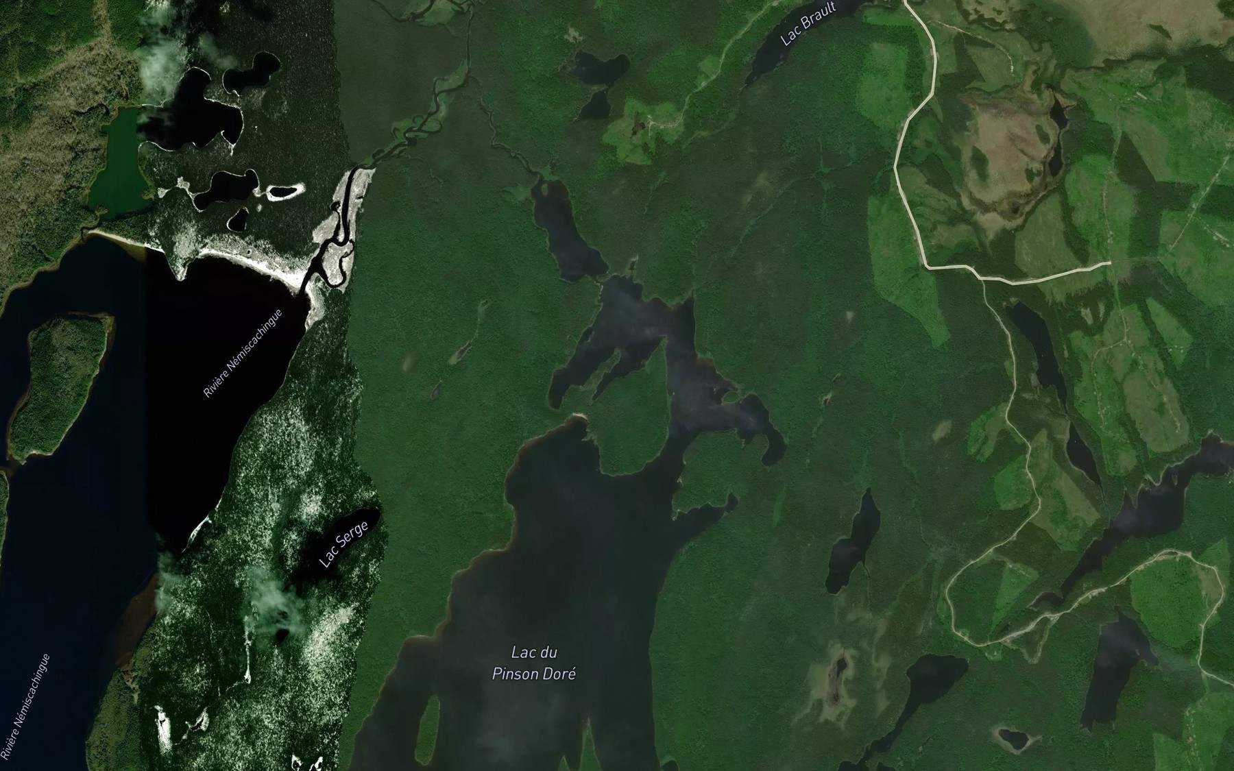 Satellite map of the Passe Opwapiska