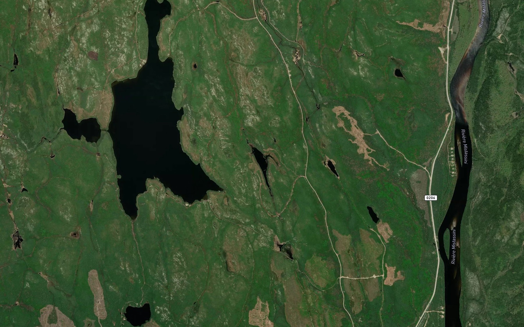 Satellite map of the Petit lac a l'Orignal