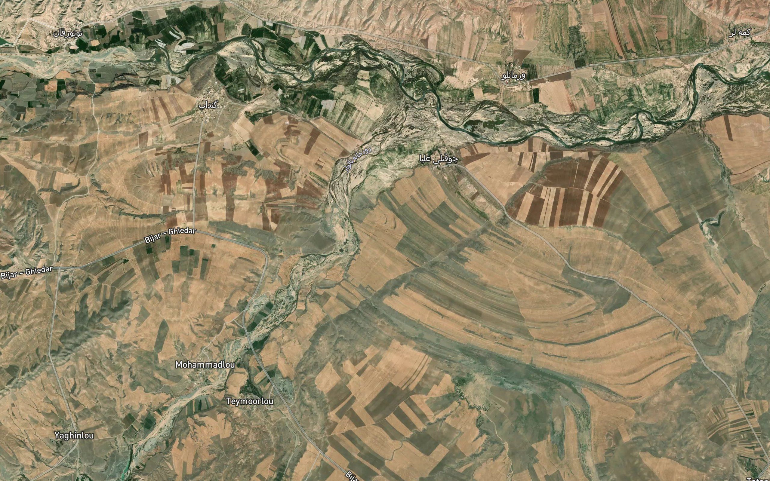 Rudkhaneh-ye Lavar