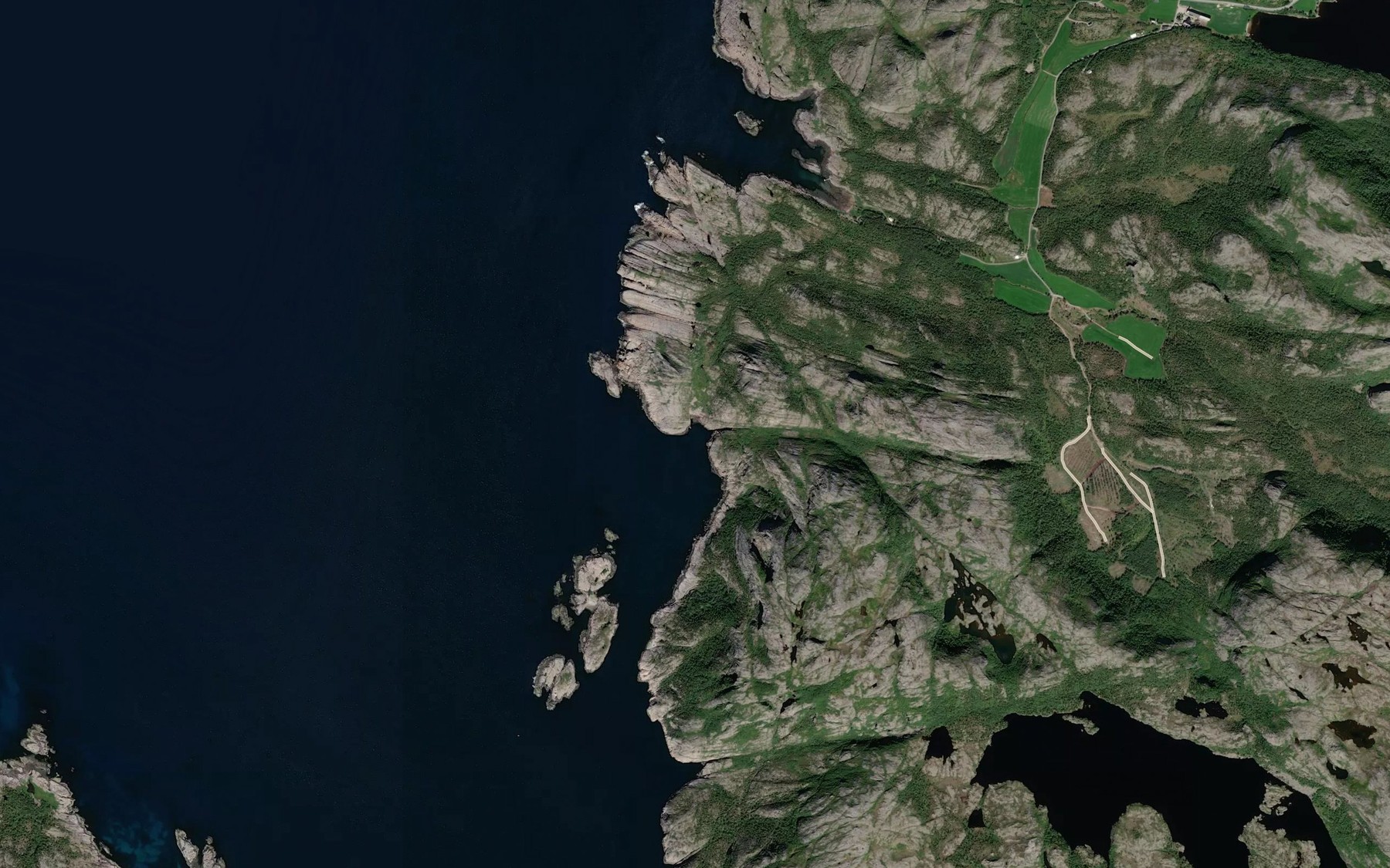 Satellite map of the Drossavika