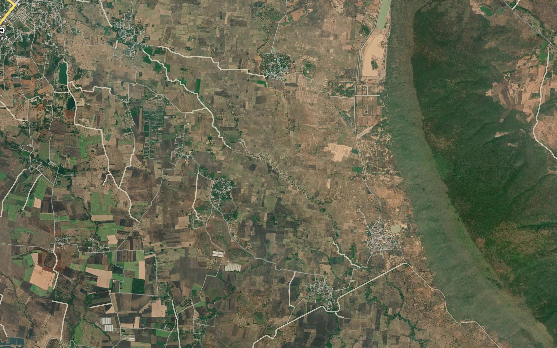 Satellite map of the Khlong Nong Bua