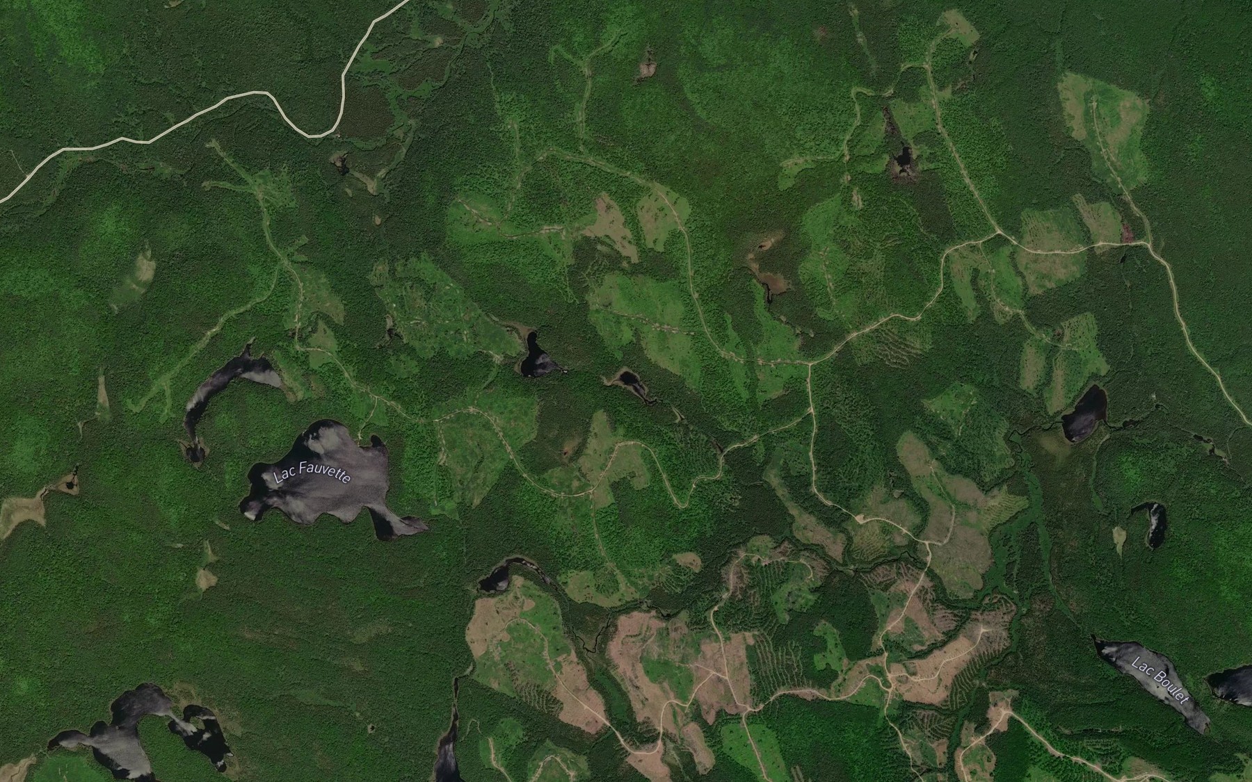 Satellite map of the Lac Royal