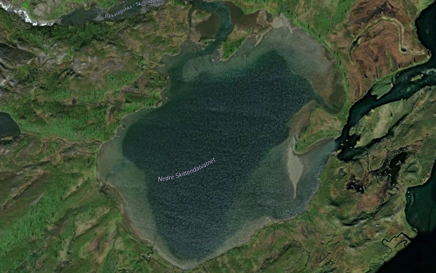 Satellite map of the Nedre Skittendalvatnet