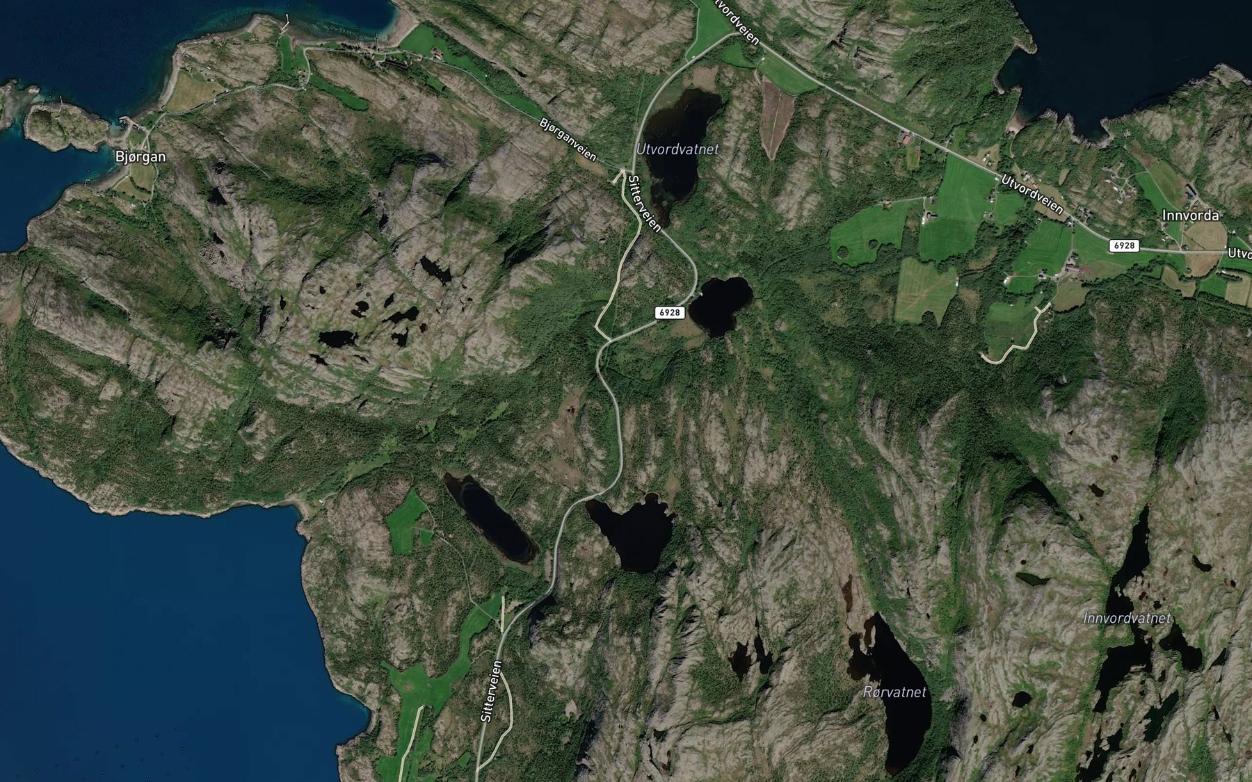 Satellite map of the Kvennhusbekken