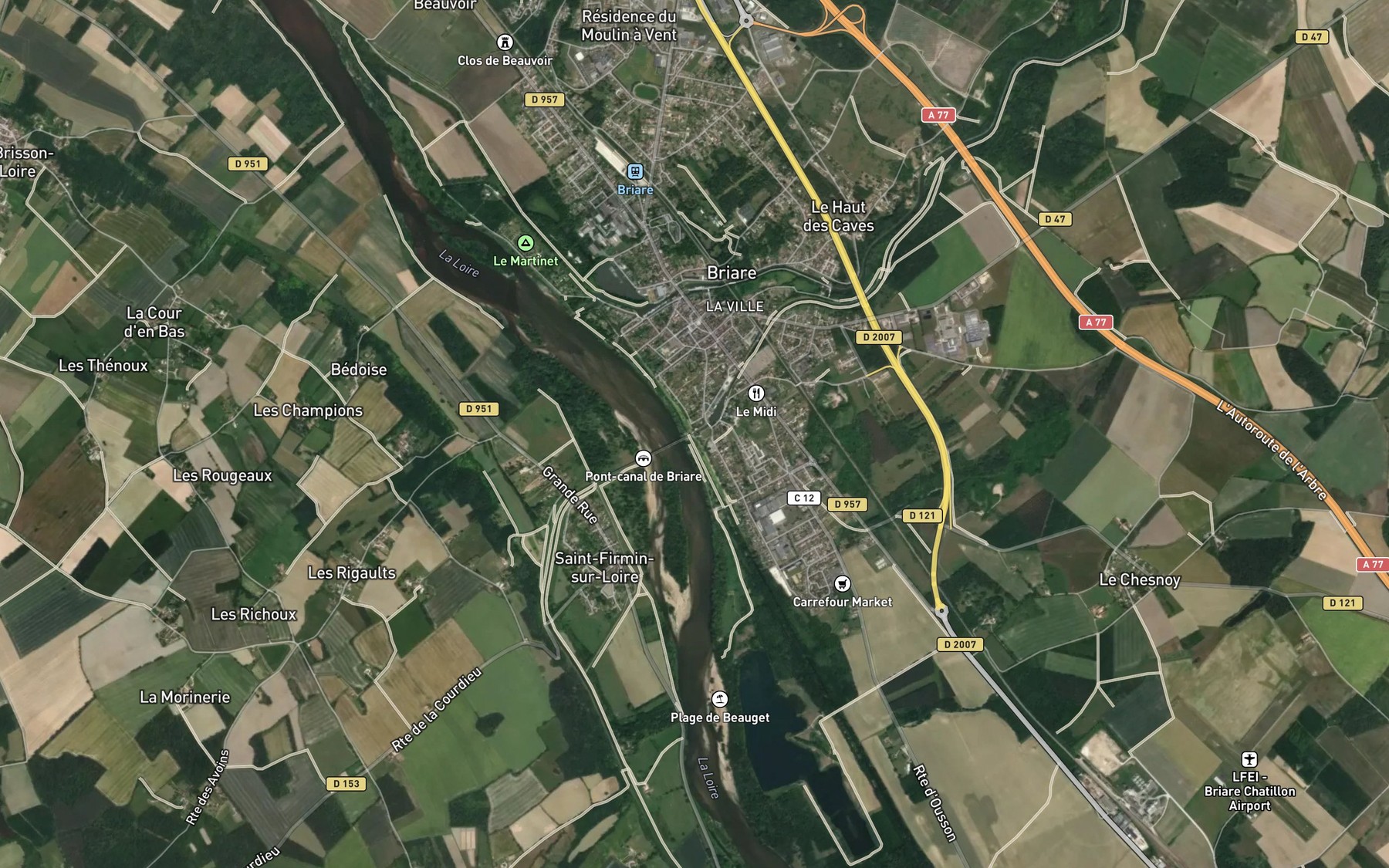 Satellite map of the Canal de Briare