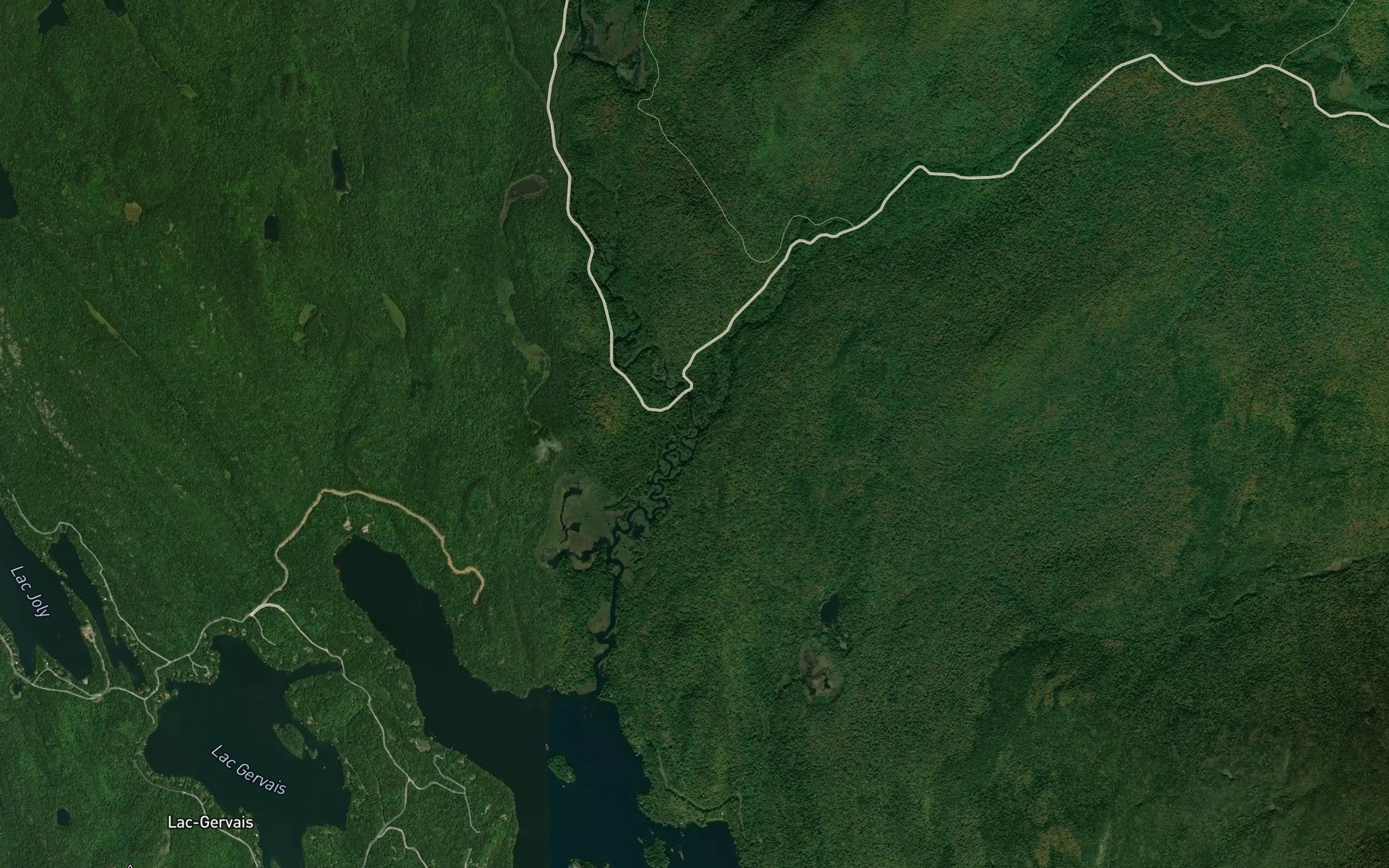 Satellite map of the Petite riviere Cachee