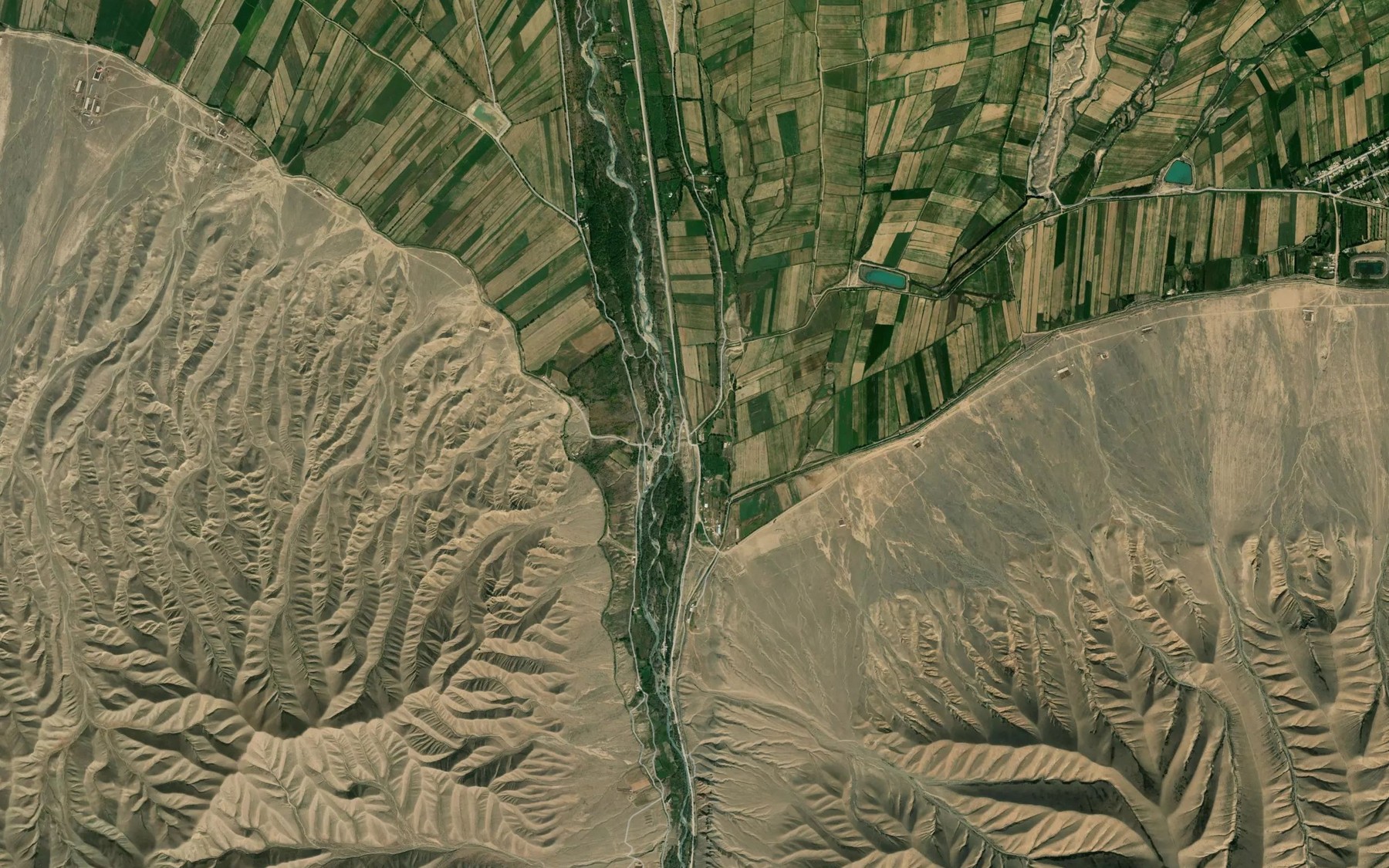 Satellite map of the Aryk Ogutur