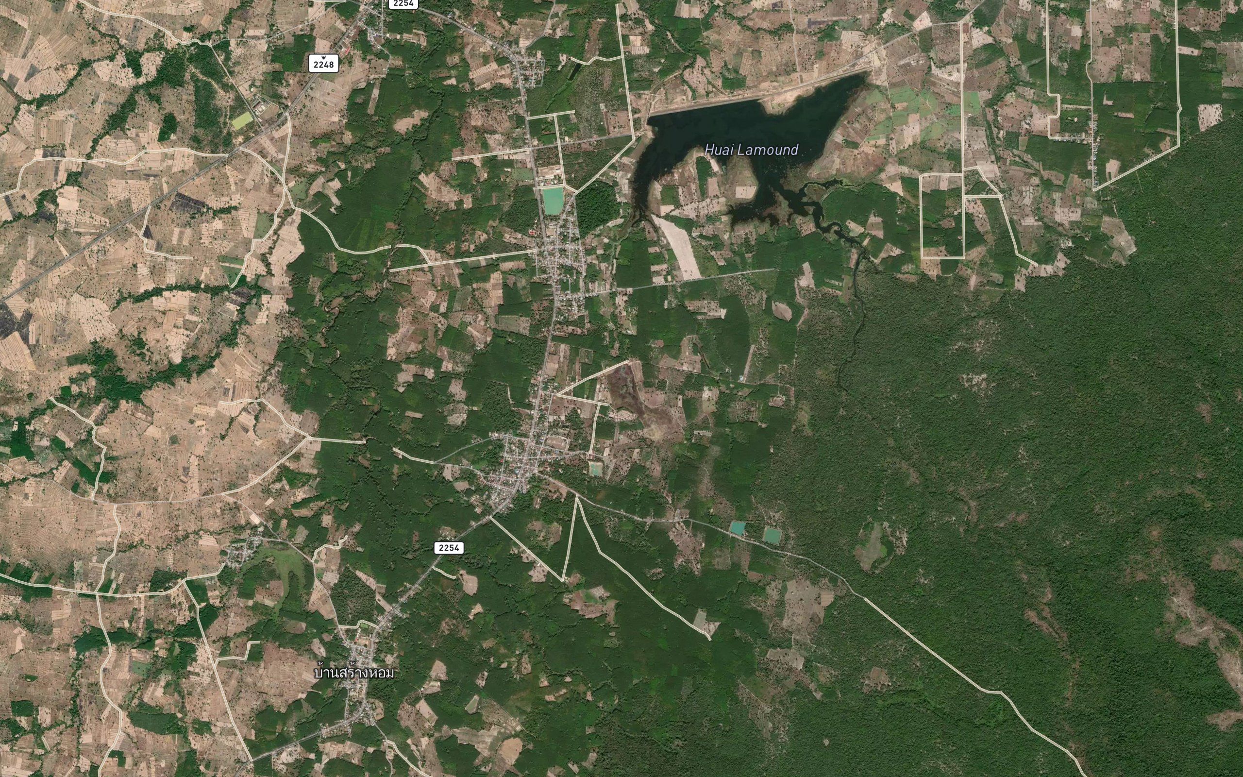 Ang Kep Nam Huai Din Dam