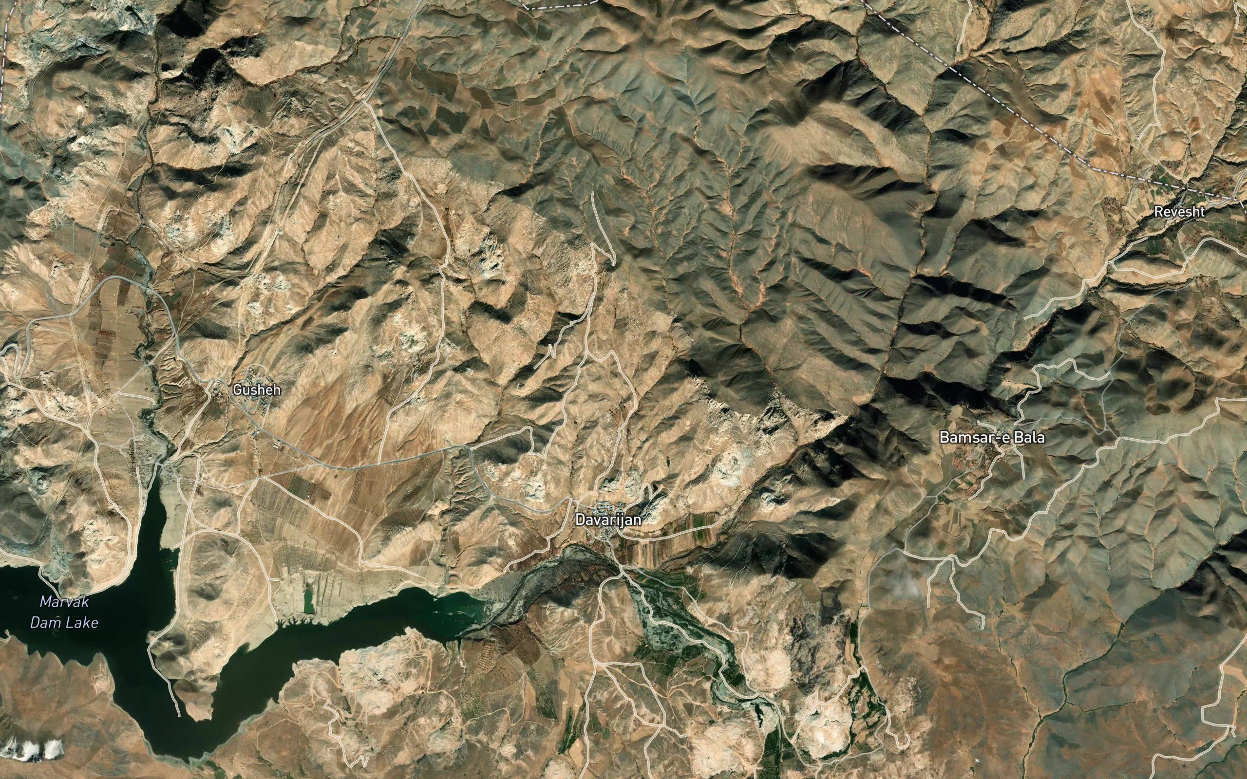 Chenar Cheshmeh