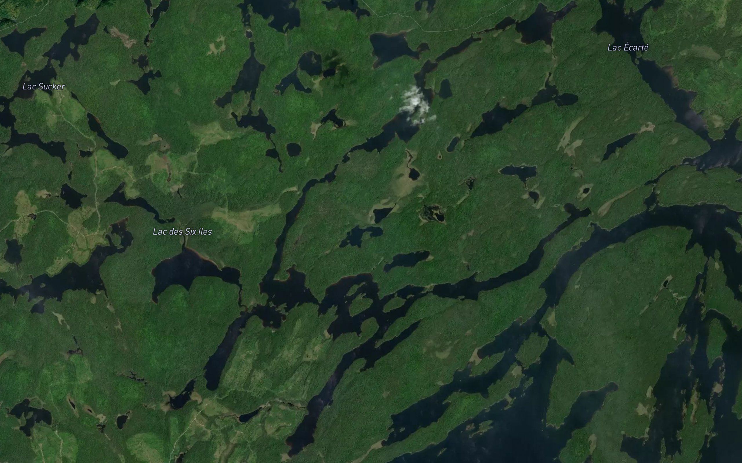 Petit lac des Six Iles