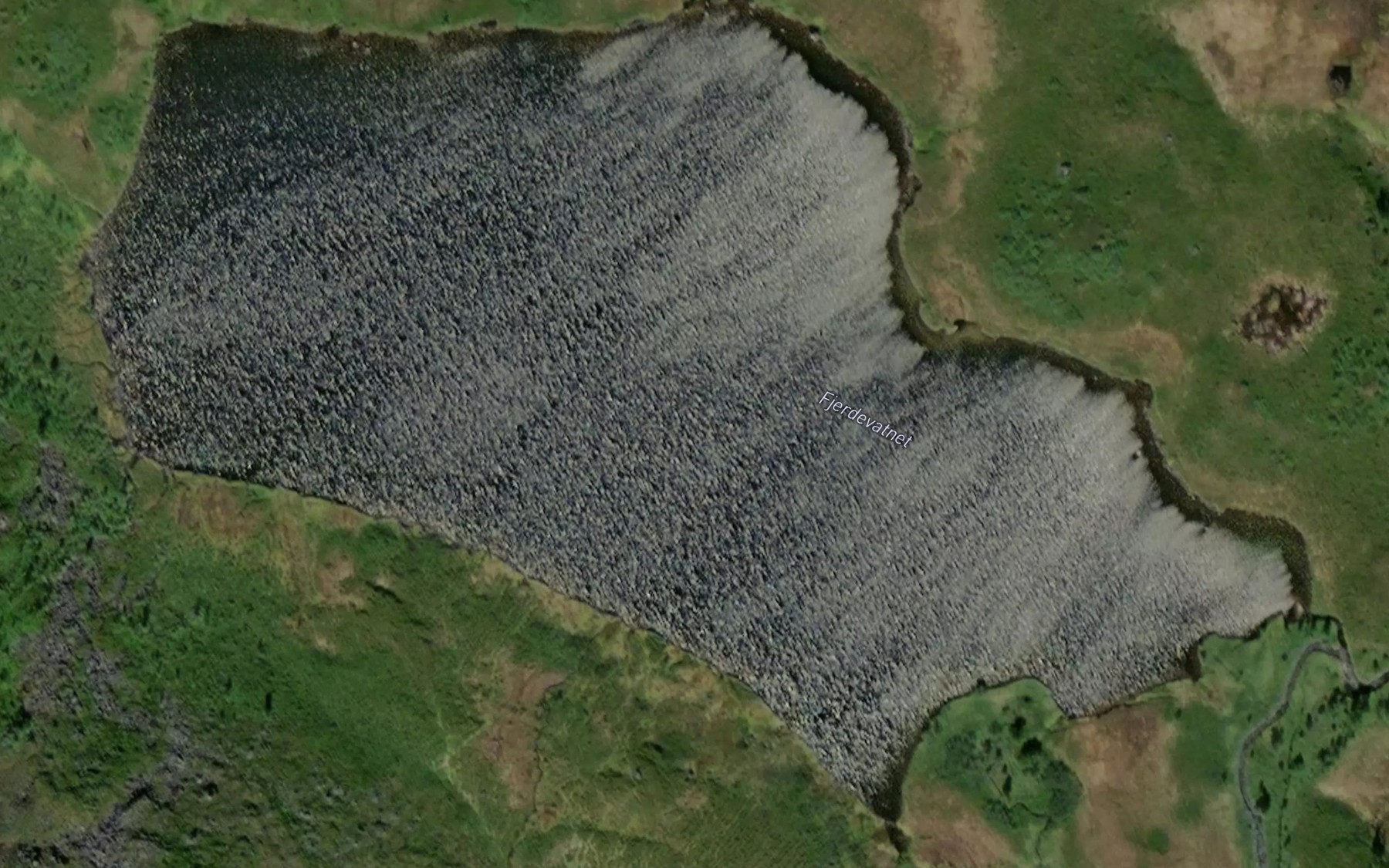 Satellite map of the Fjerdevatnet