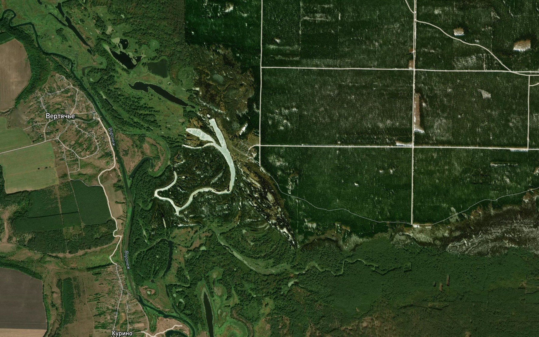 Satellite map of the Ozero Pervomayskoye