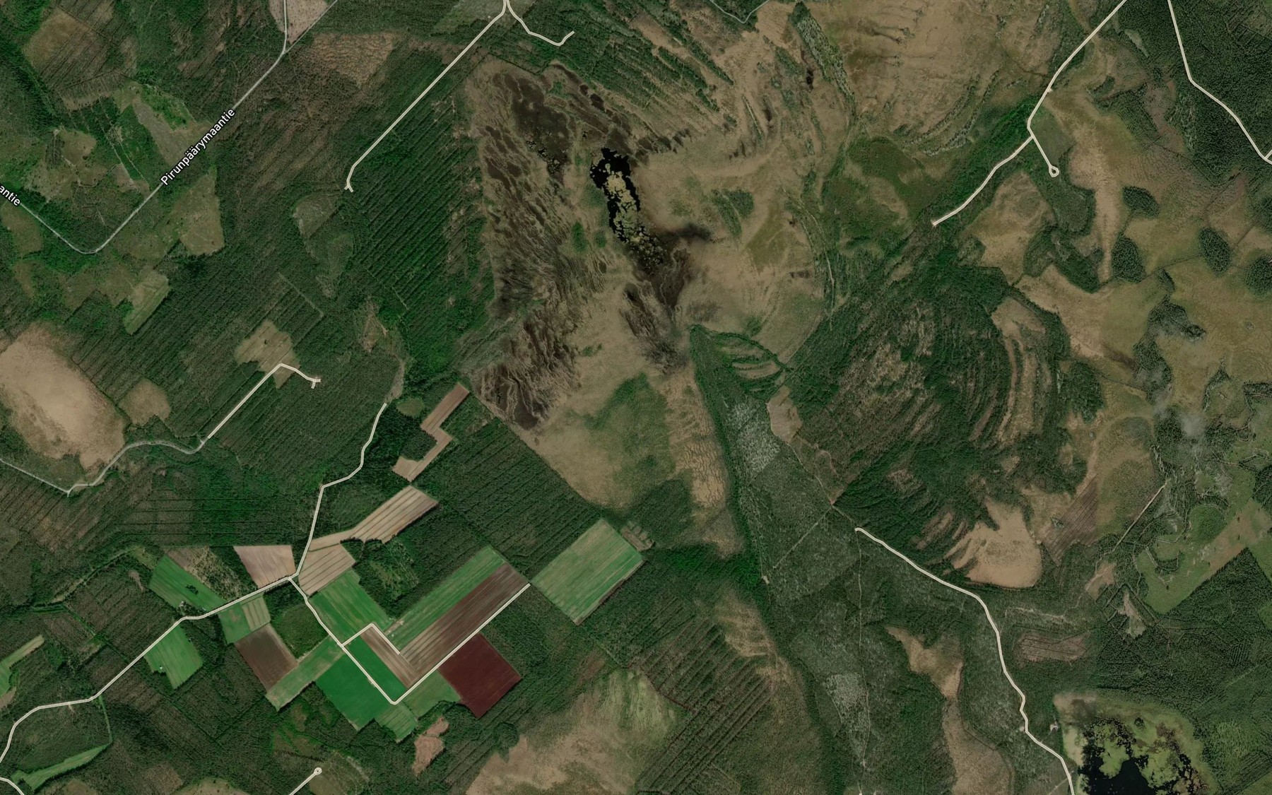 Satellite map of the Louhenlampi