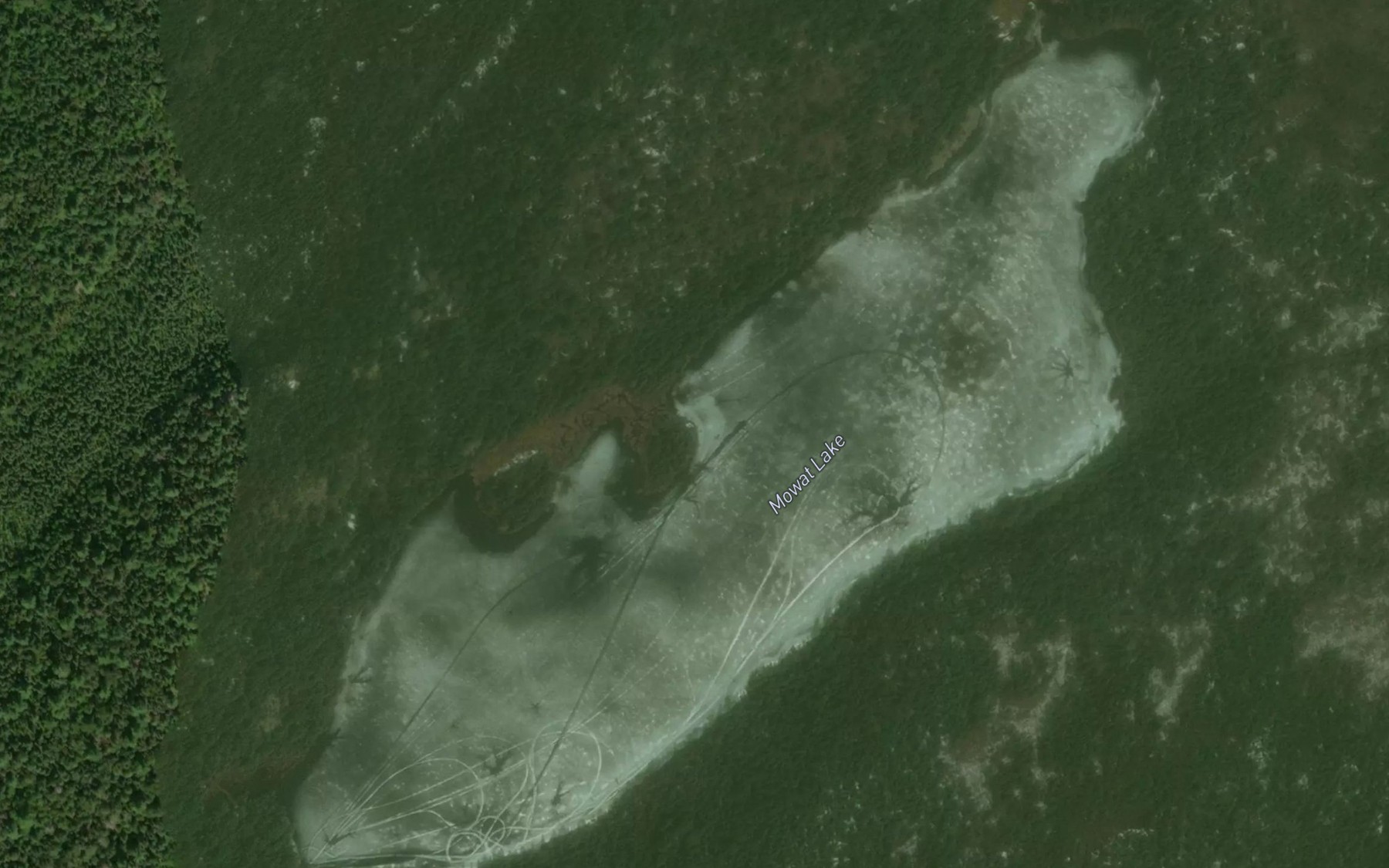 Satellite map of the Mowat Lake