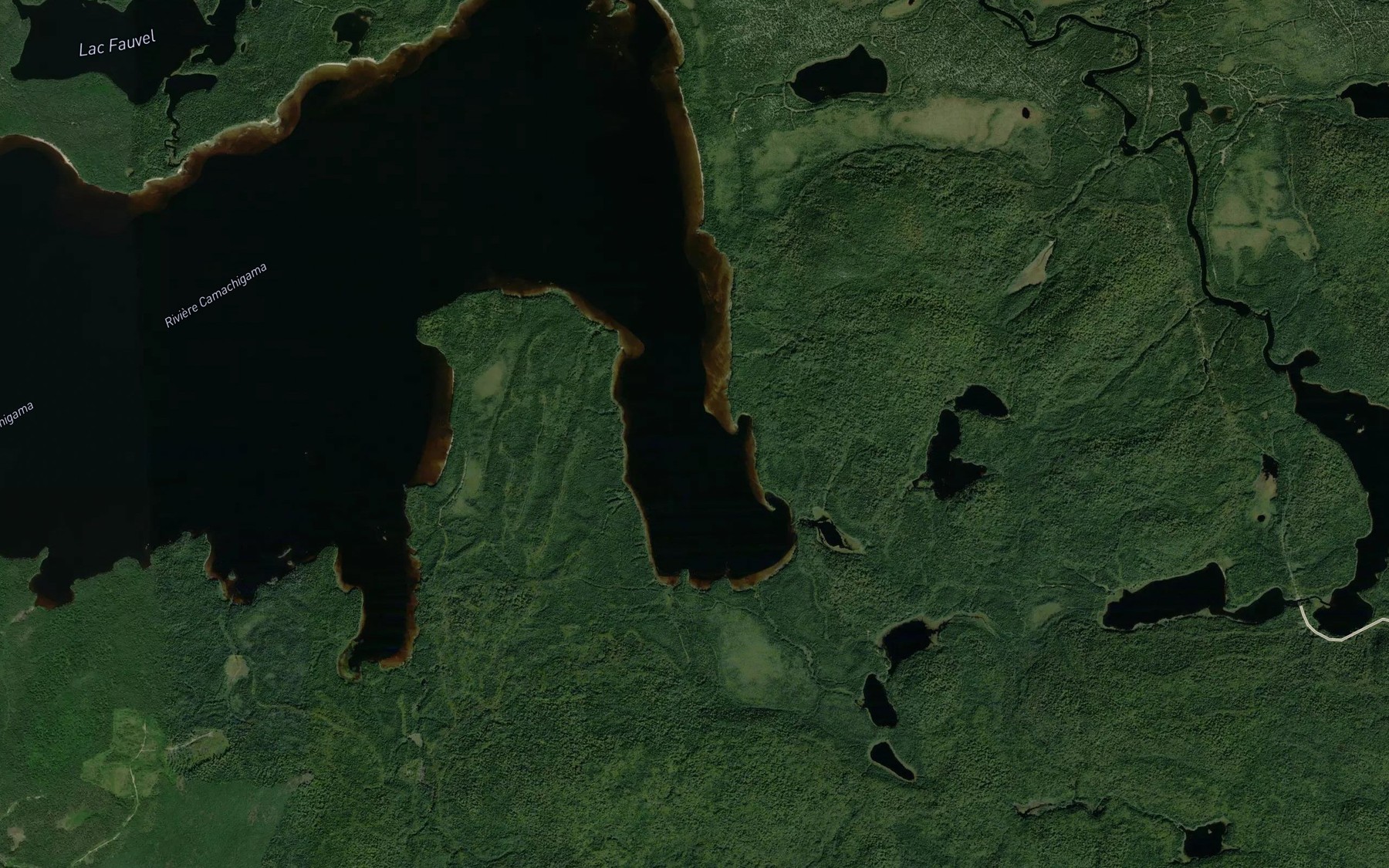 Satellite map of the Baie du Huit
