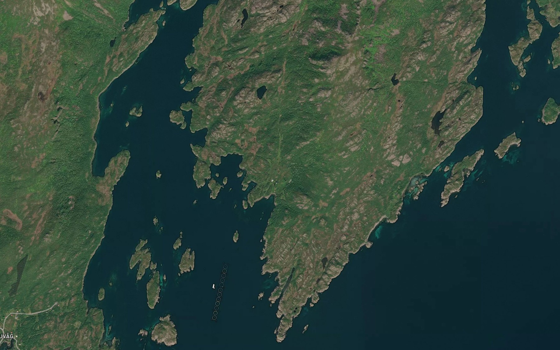 Satellite map of the Skjellelva