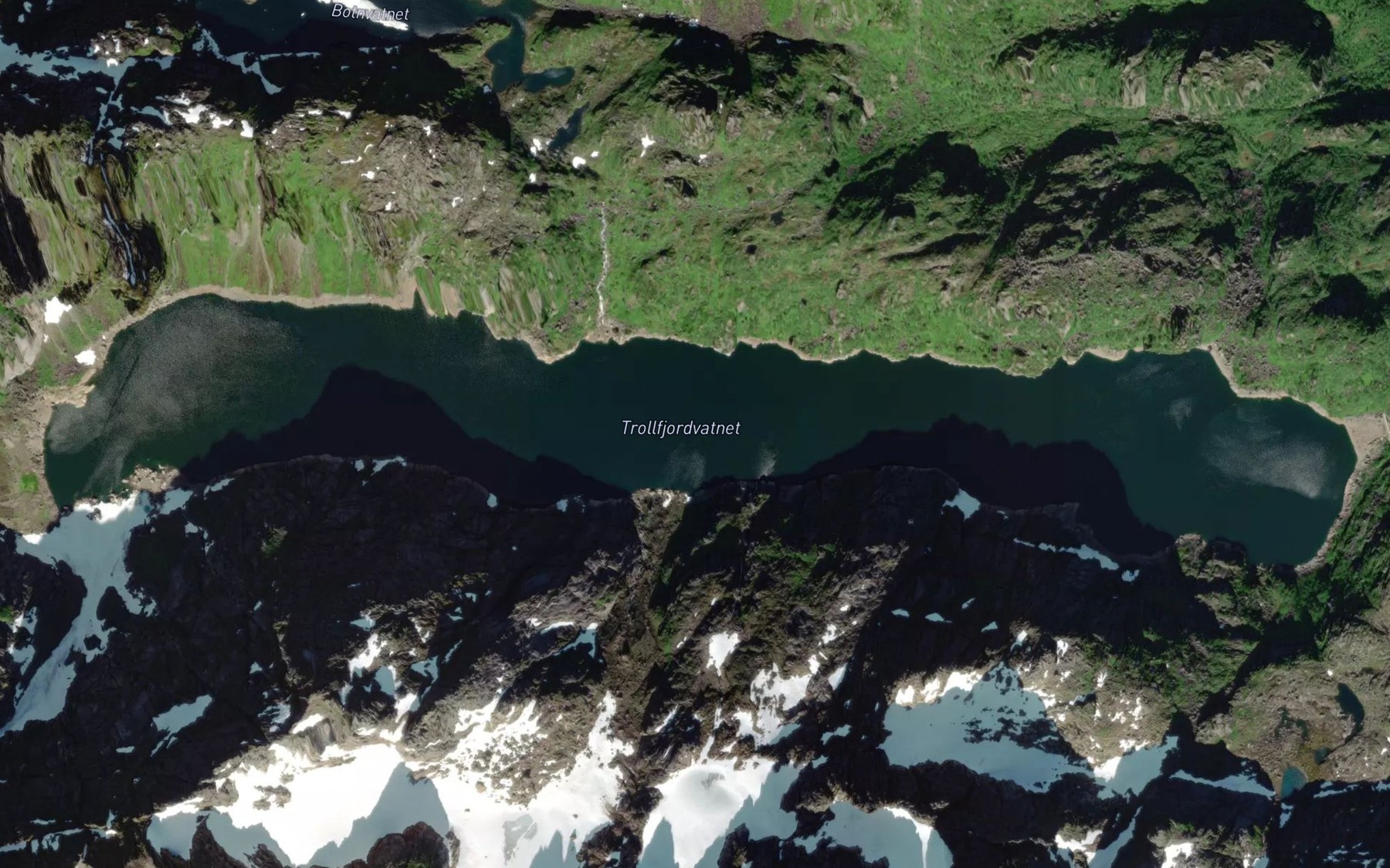 Satellite map of the Trollfjordvatnet