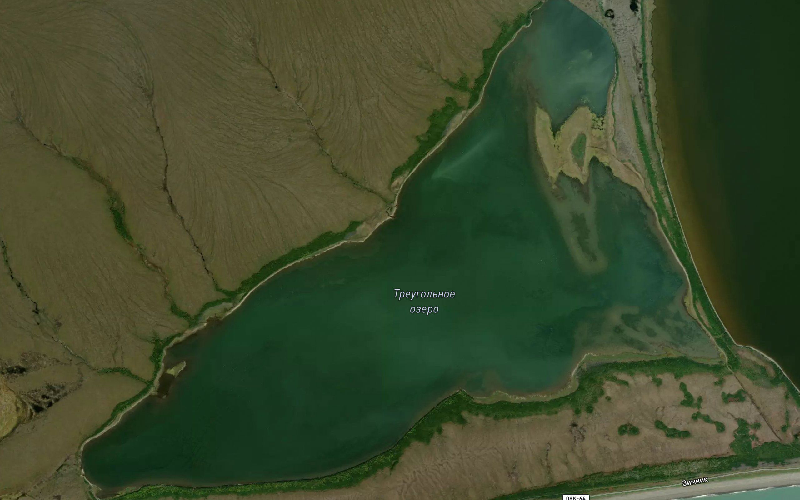 Ozero Treugol'noye